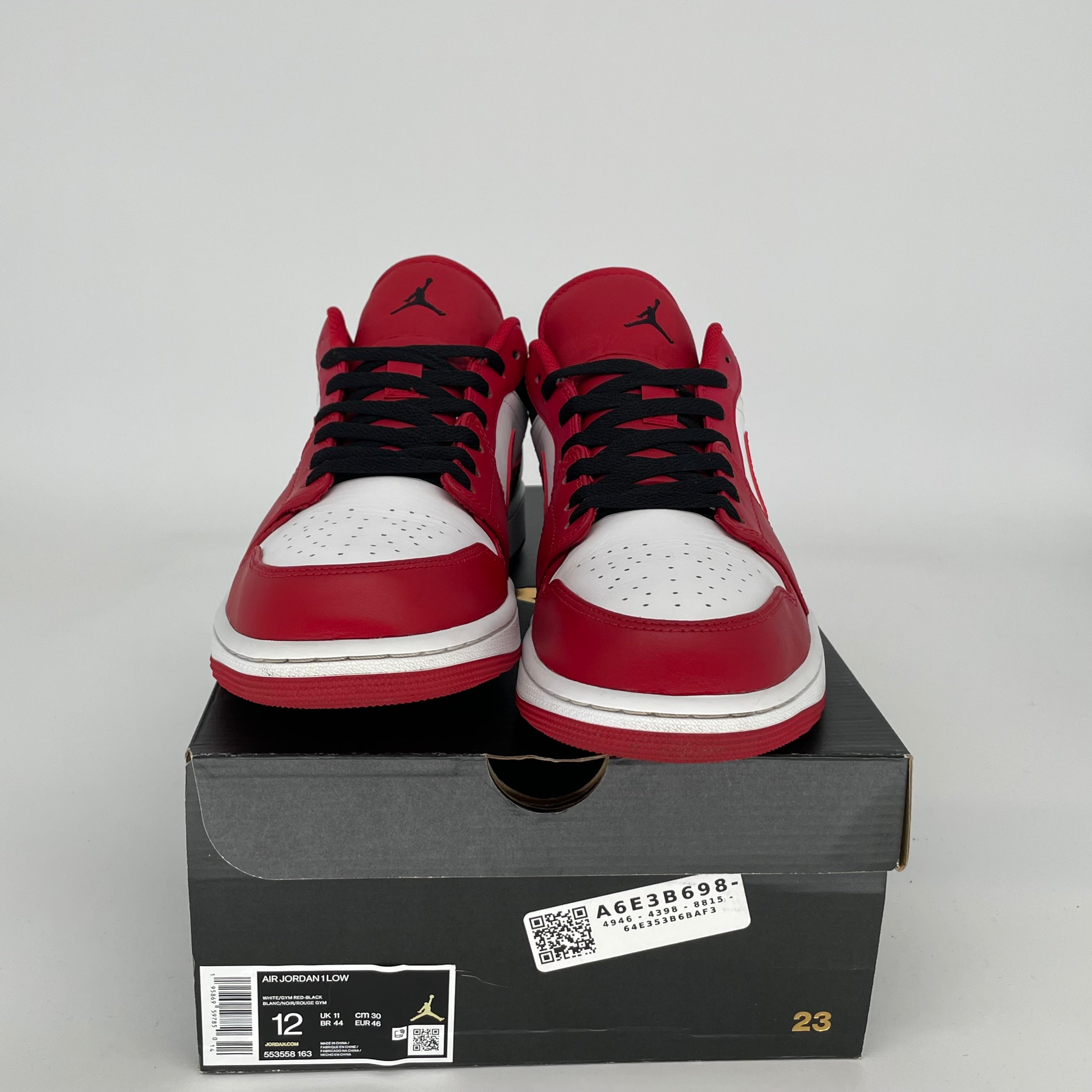 AIR JORDAN 1 LOW BULLS Men's Basketball Shoes - Size 12 (553558-163) - Retro Style Sneakers for Casual Wear, Street Fashion & Sports