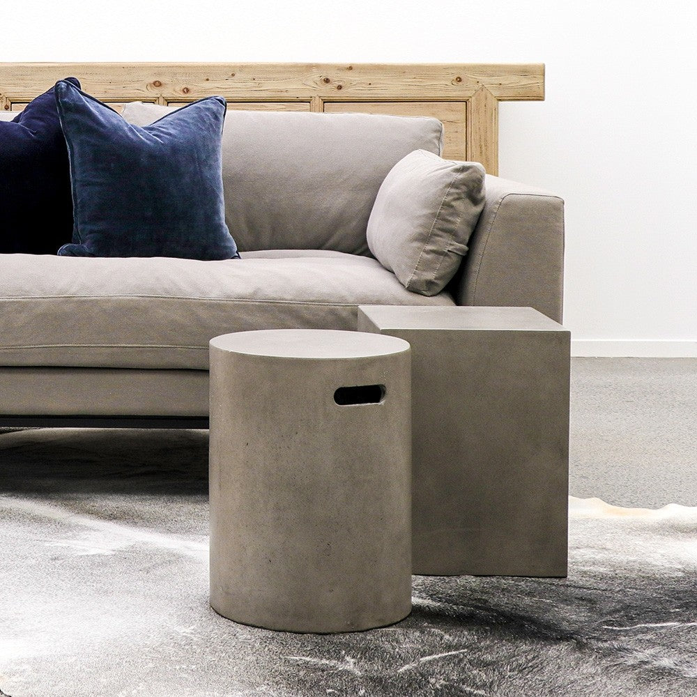 Durable Concrete Outdoor Side Table - Weather-Resistant Patio Furniture for Garden, Poolside & Backyard Decor