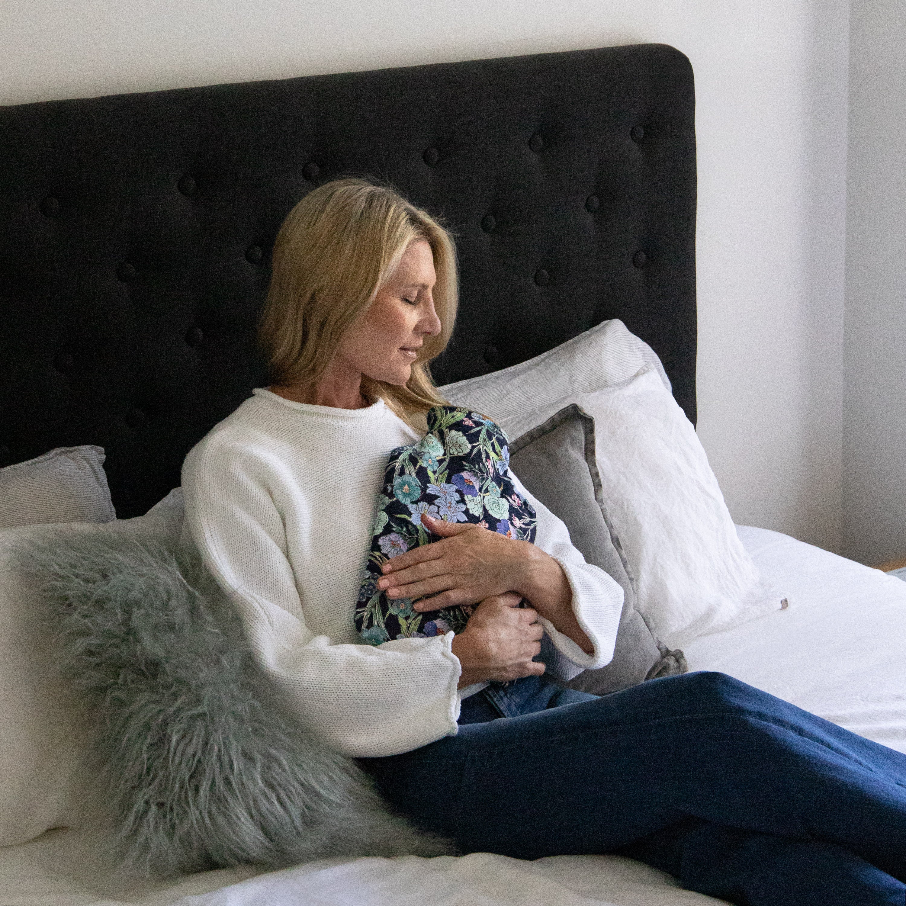 Premium Comfort Gift Pack by Fleur Ink - Perfect for Birthdays, Holidays & Corporate Gifting