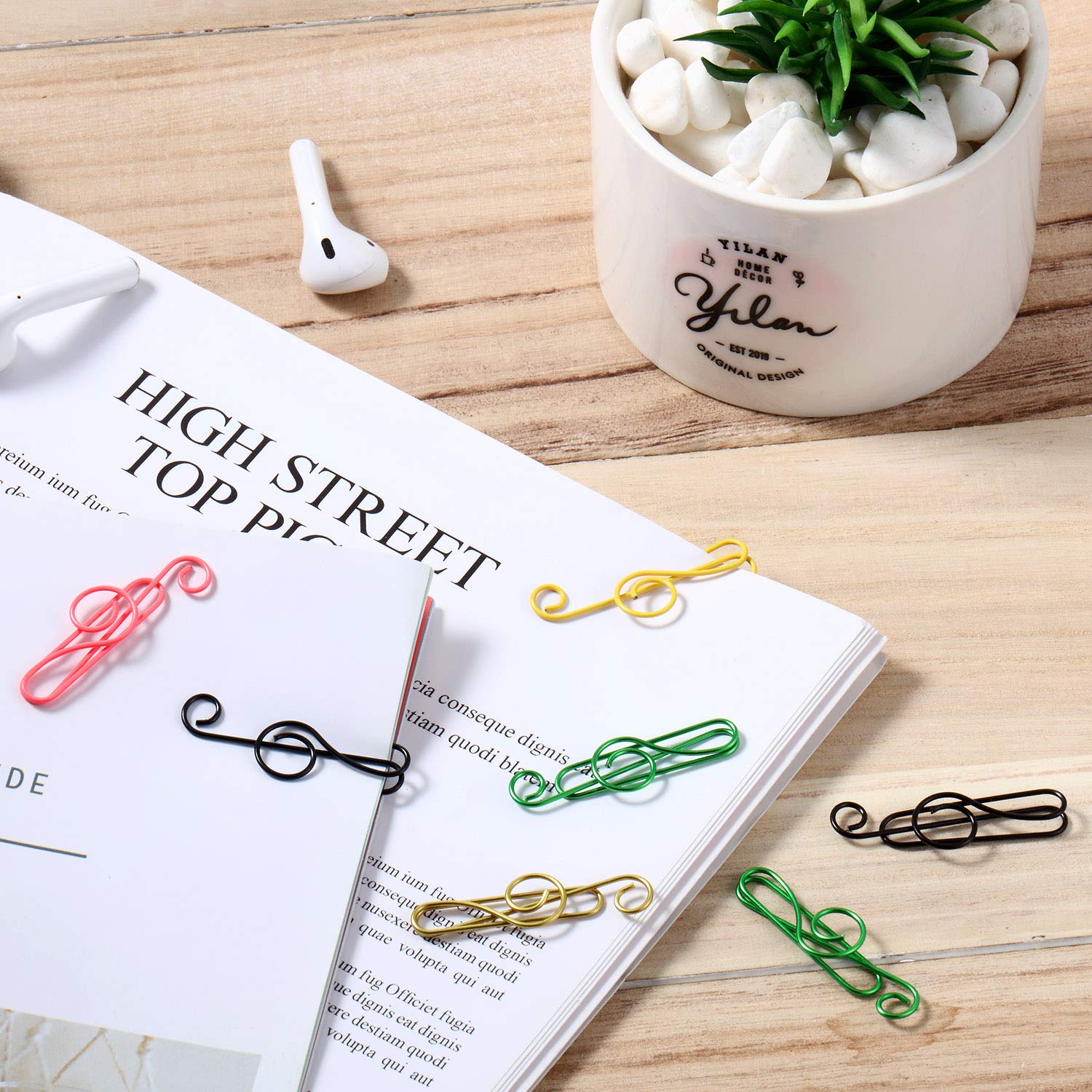Outus 6-Color Metal Music Note Paper Clips - Treble Clef Bookmark Clips for Office, School & Notebooks | Fun Teacher Gifts & Desk Organizers | Perfect for Music Lovers, Classroom Supplies & Creative Journaling