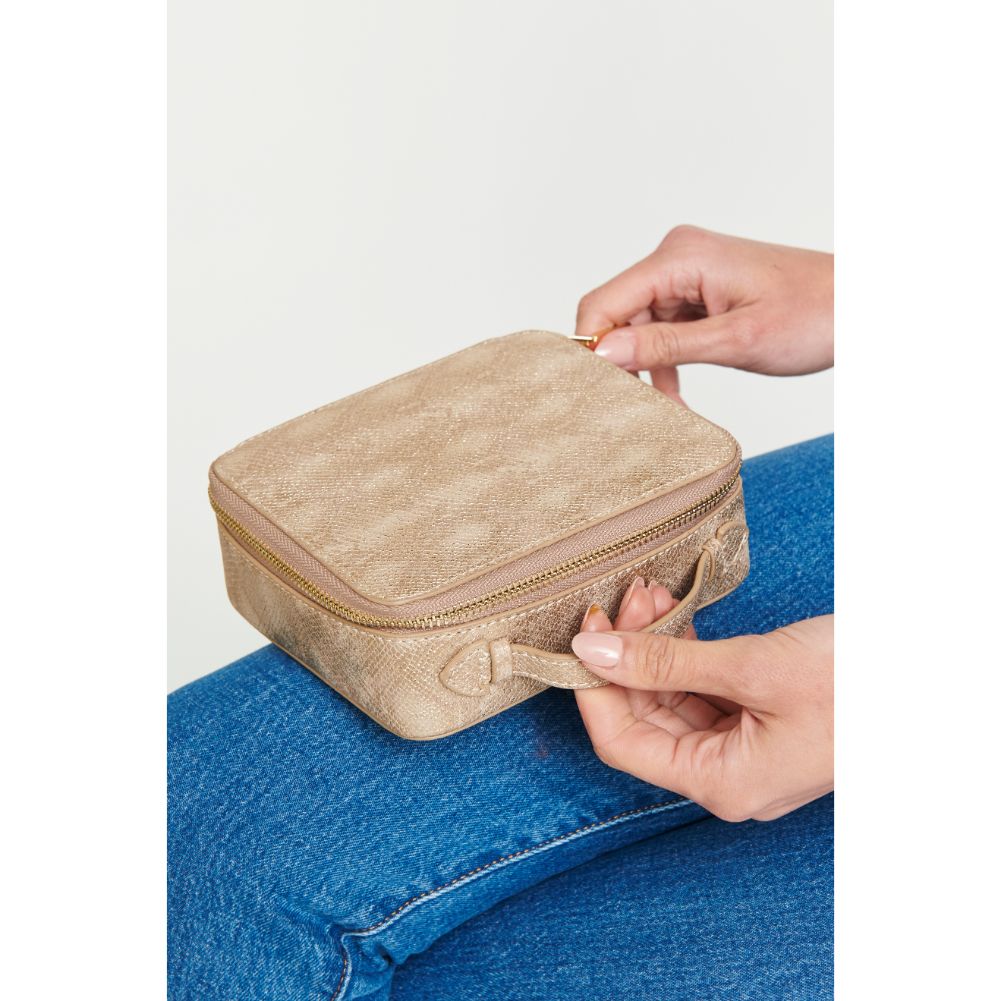 Beatrix Waterproof Cosmetic Bag for Travel - Makeup Pouch Organizer with Zipper - Perfect for Toiletries, Brushes & Beauty Essentials (Pink) - Ideal for Travel, Gym & Daily Use