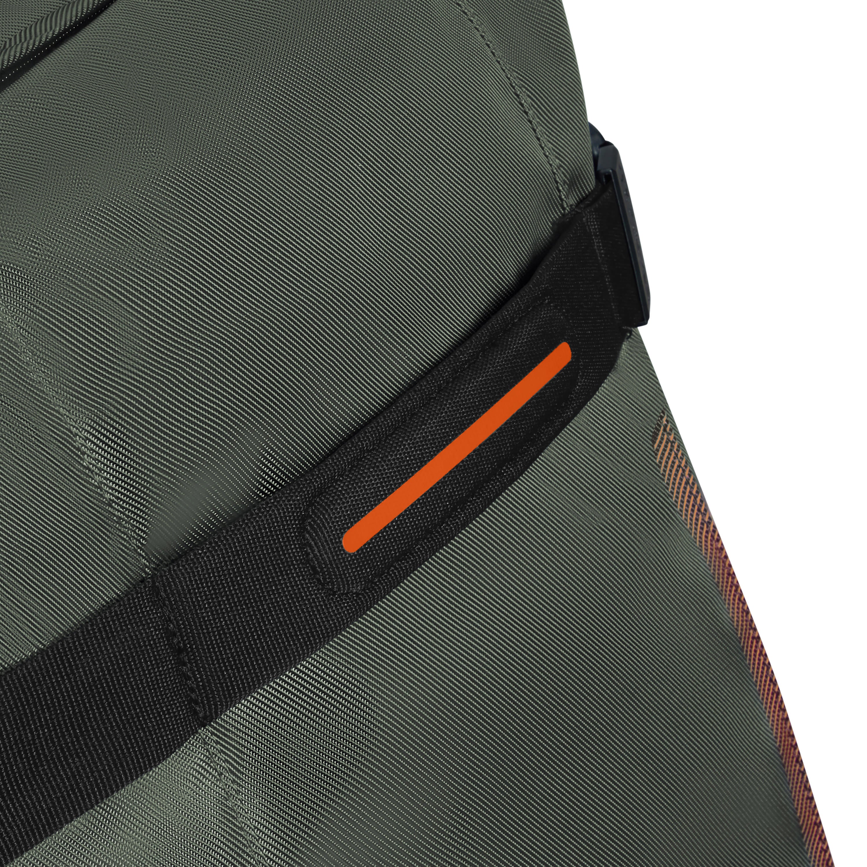 American Tourister Urban Track 27