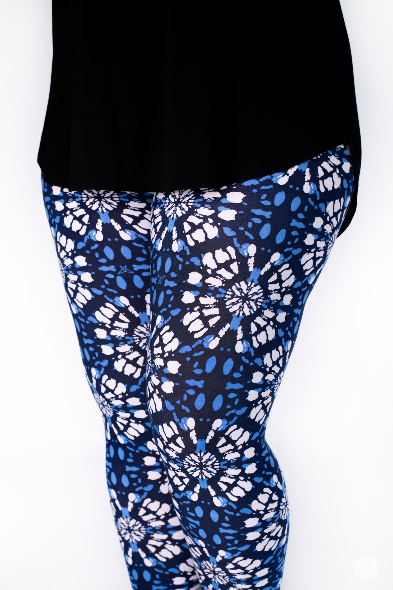 Blurred Vision Crops - High-Quality Fashion Tops for Women | Trendy & Comfortable for Casual Wear, Parties & Daily Outfits