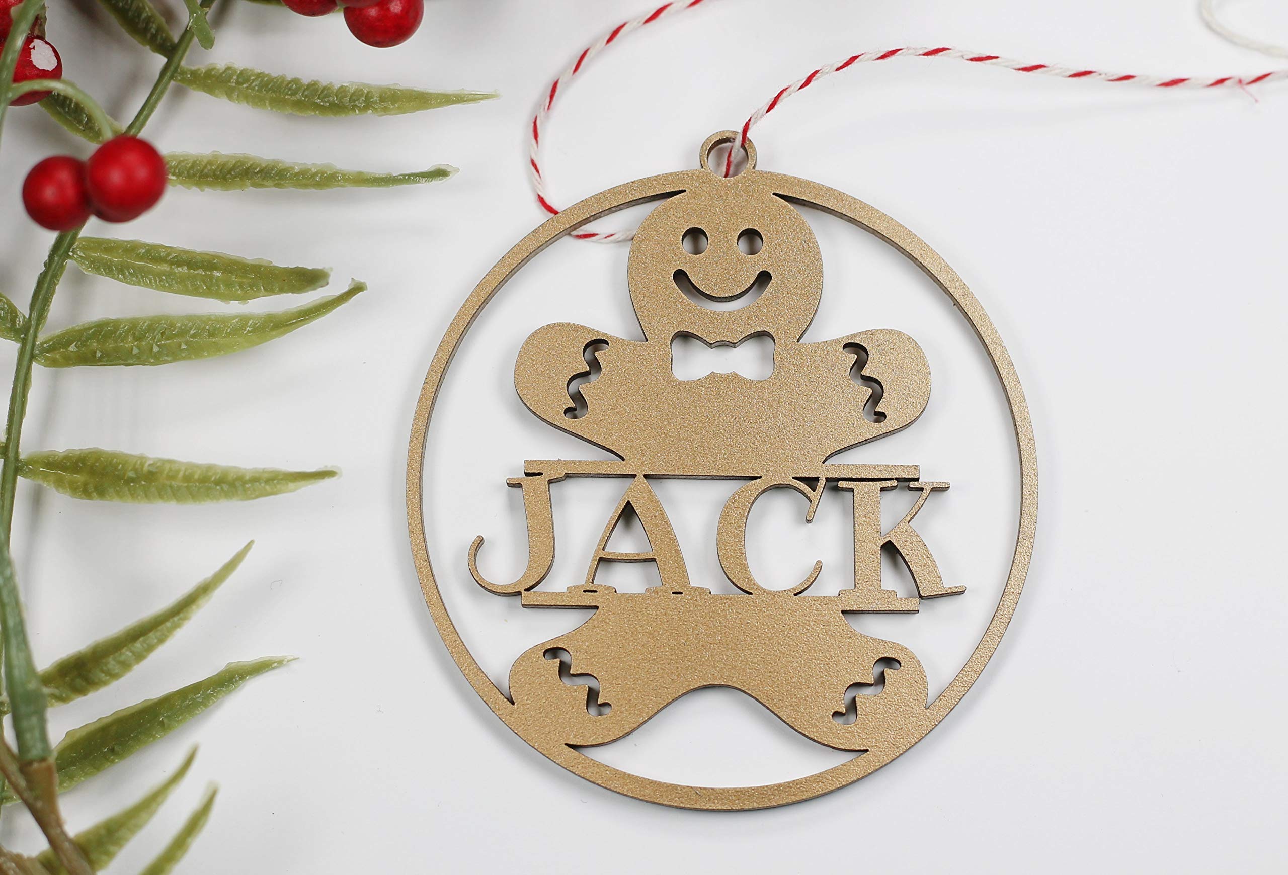 Custom Engraved Wooden Christmas Tree Ornament with Gingerbread Man - Perfect for Holiday Decorations, Gift Giving & Family Keepsakes