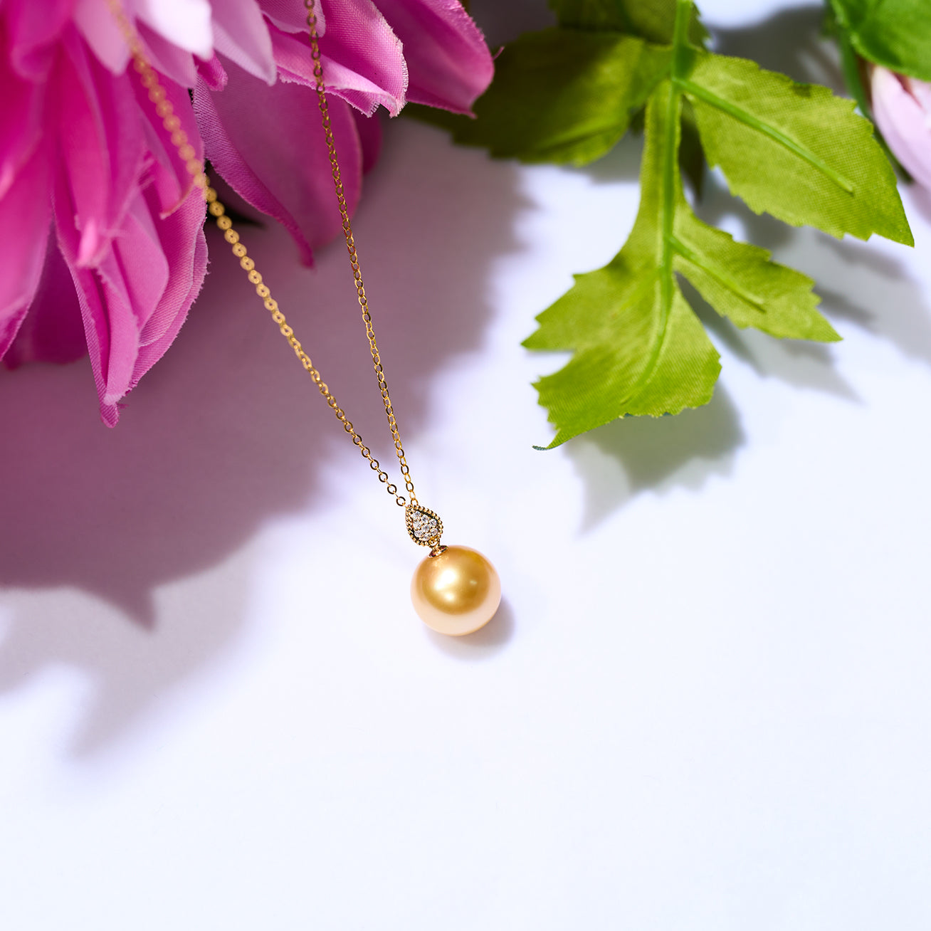 18K Solid Gold South Sea Golden Pearl Necklace KN00251 - Luxury Elegant Jewelry for Women, Perfect for Weddings, Parties & Special Occasions