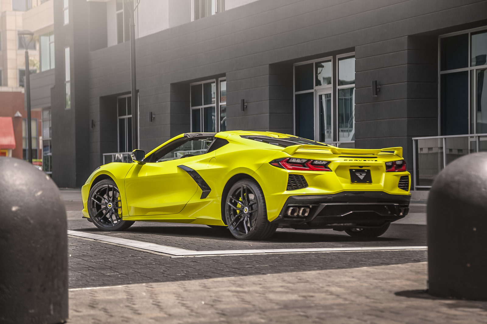 VFF 105 Gloss Black Wheels for Corvette C8 2019-2020 - Premium Alloy Rims for Sports Cars & Performance Driving