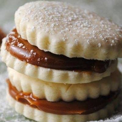 Sweet Dulce de Leche Caramel Spread - Kosher, Gluten-Free Milk Caramel Sauce for Cookies, Chocolate, Alfajores, Ice Cream - Creamy & Smooth Dessert Topping (15oz, Original) - Perfect for Baking, Pancakes & Coffee Pairing