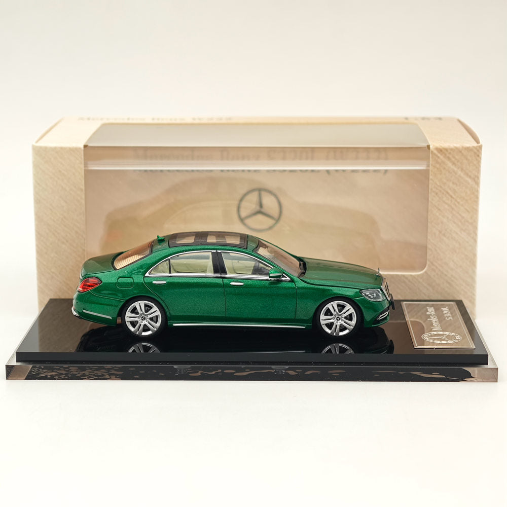1/64 Mercedes Benz S320L W222 Sedan Sports Green Diecast Metal Car Model - Collectible Toy Car for Adults & Kids - Perfect for Display, Gifts, and Car Enthusiast Collections