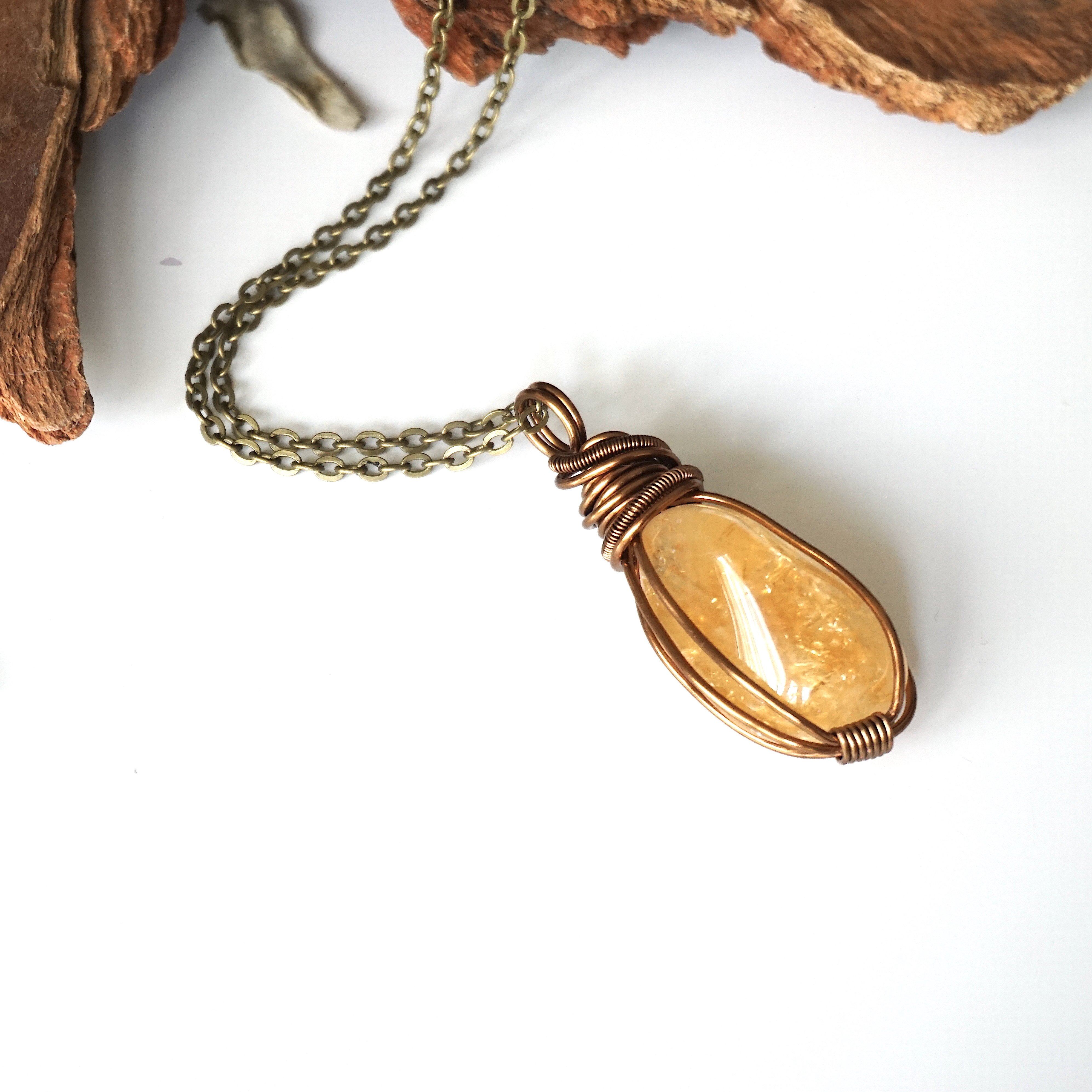 Natural Citrine Gemstone Pendant Necklace in Antique Bronze - Elegant Jewelry for Women, Perfect for Everyday Wear & Special Occasions