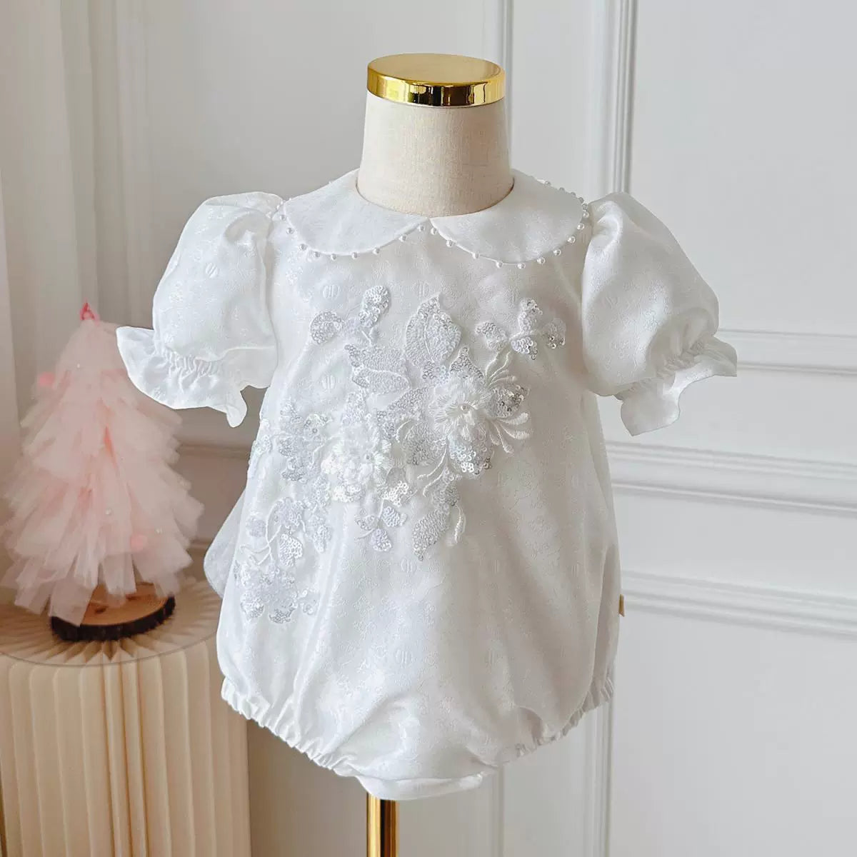 Baby Girl Baptism Dress - White Lace Christening Gown for Newborn Infant Girls - Perfect for Church Ceremonies & Special Occasions