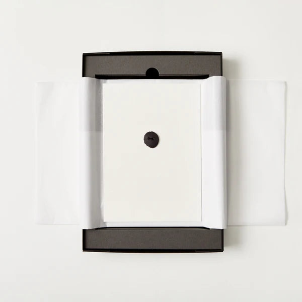 Antony Gormley Artist Button (Single) - Collectible Art Pin for Fans & Decor - Perfect for Jackets, Bags & Art Displays