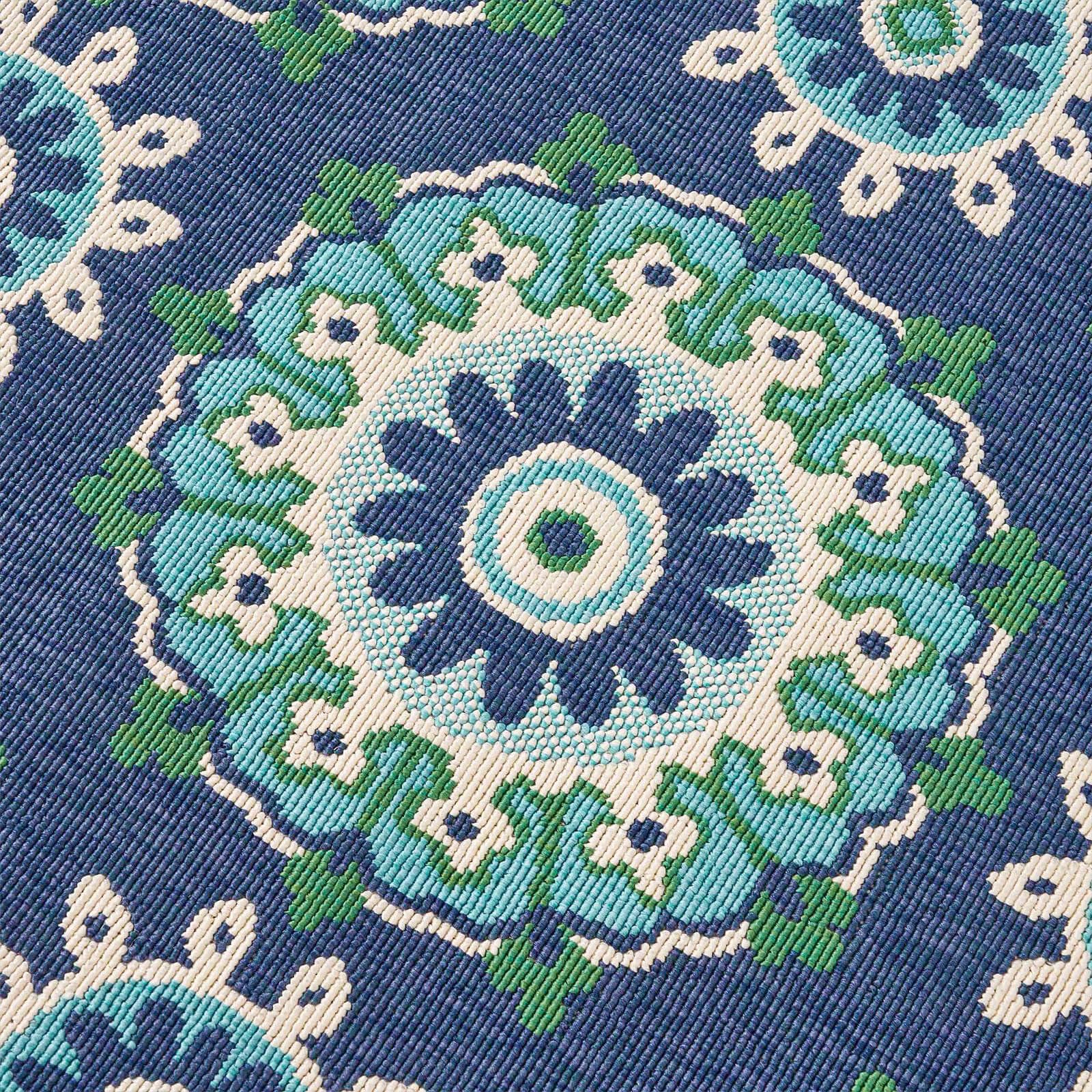 8x10 Waterproof Outdoor Rug for Patio, Deck, Balcony & Porch - All-Weather Indoor/Outdoor Area Rug Perfect for Living Room, Camping & Backyard Use