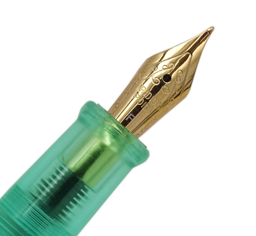 Majohn Wancai Mini Fountain Pen - Transparent Pocket-Sized Travel Pen with Fine 0.5mm Nib | Includes 6 Black Ink Cartridges | Perfect for Journaling, Note-Taking & Everyday Carry (Green)