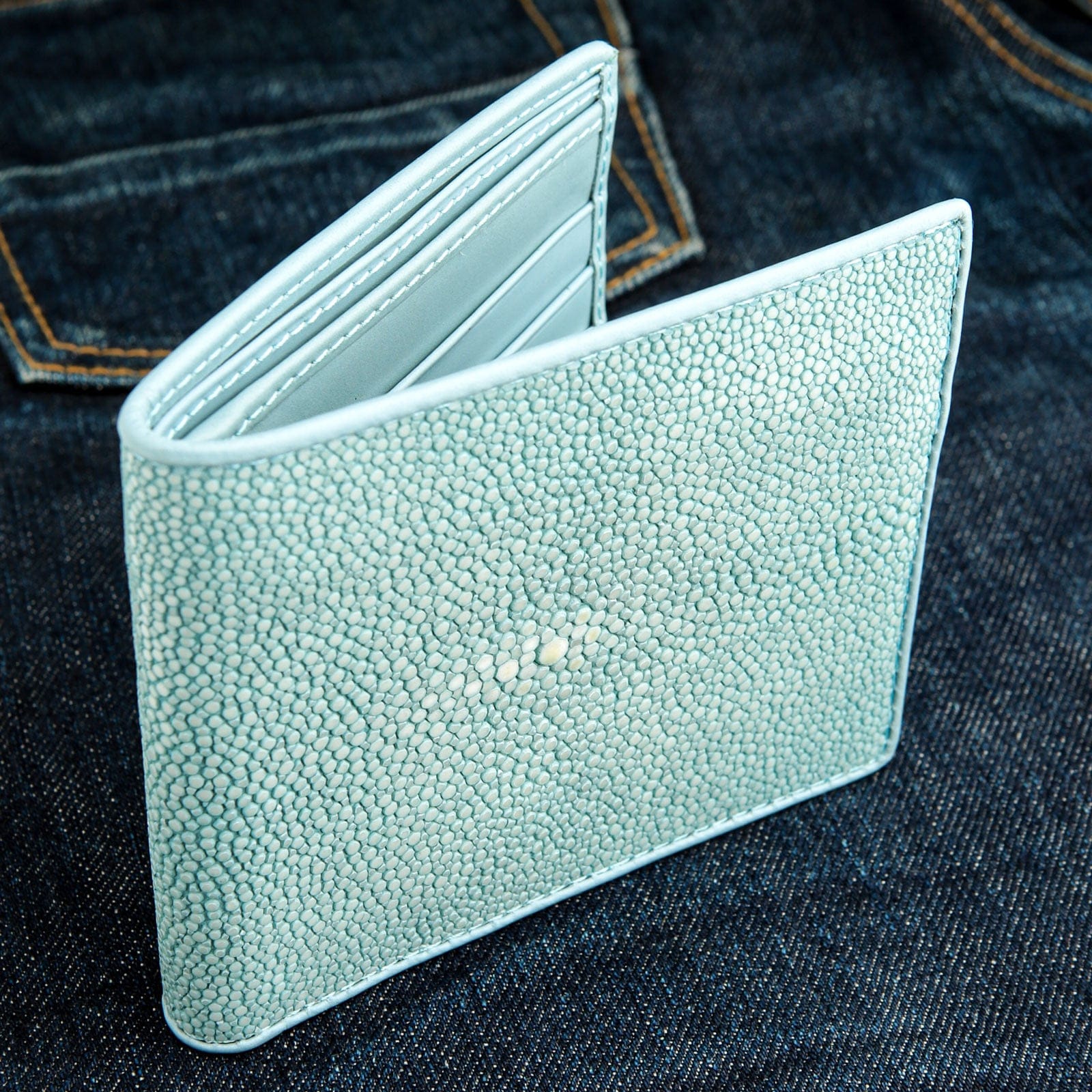 Authentic Blue Turquoise Stingray Leather Wallet for Men & Women | Handmade Exotic Skin Billfold | Perfect Gift for Travel & Everyday Use
