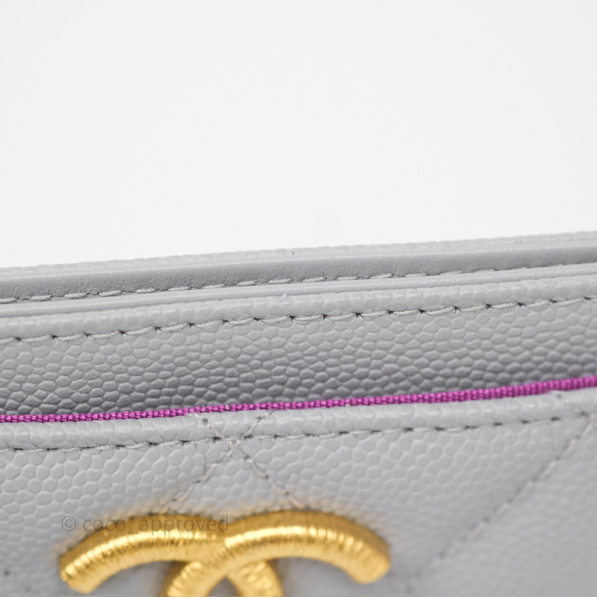 Chanel Classic Card Holder in Grey Caviar Leather with Gold Hardware - Perfect for Everyday Use & Luxury Gift Giving
