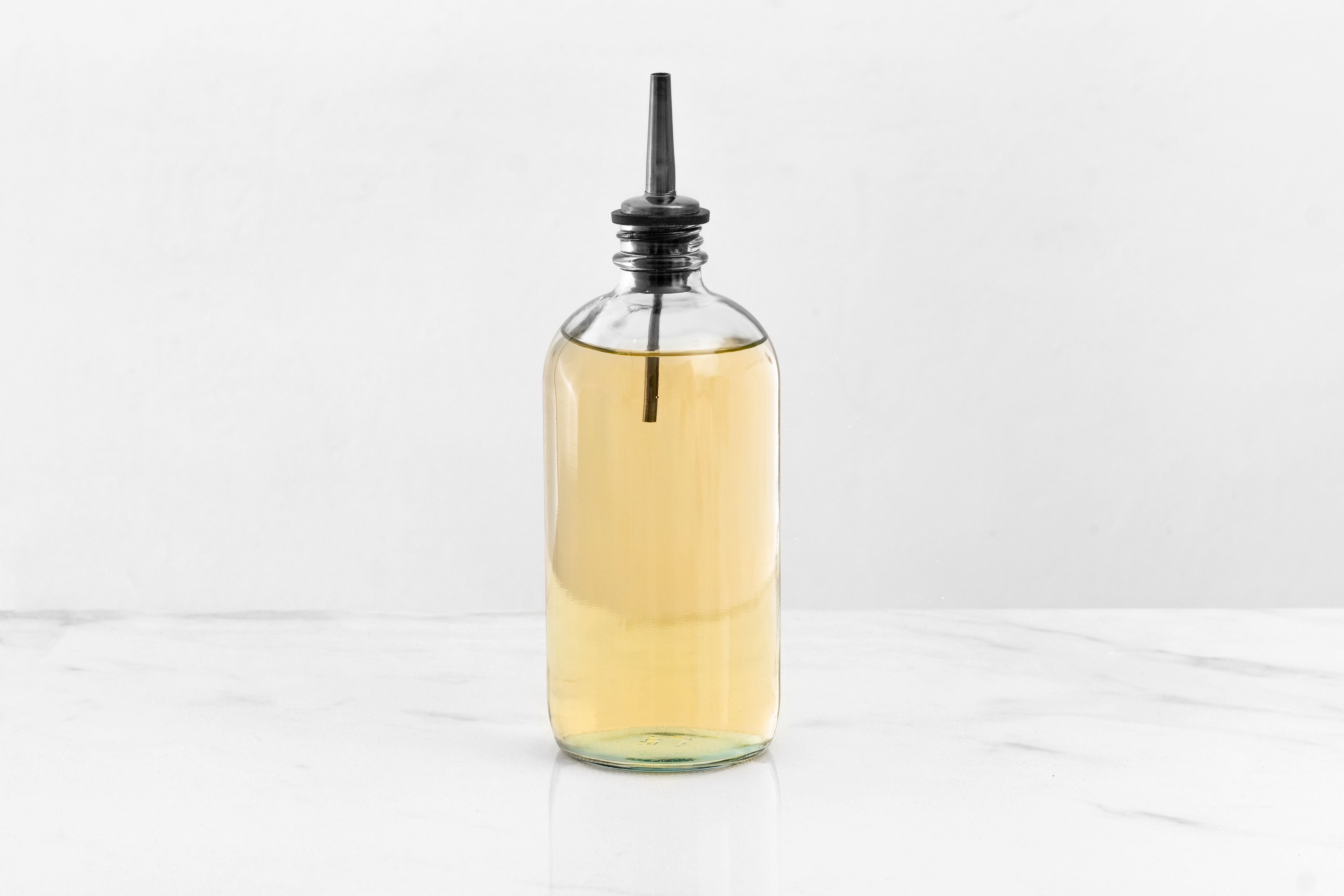Premium Black Pour Spout - Durable Leak-Proof Spout for Liquids, Oils & Chemicals | Perfect for Kitchen, Bar, Workshop & Industrial Use