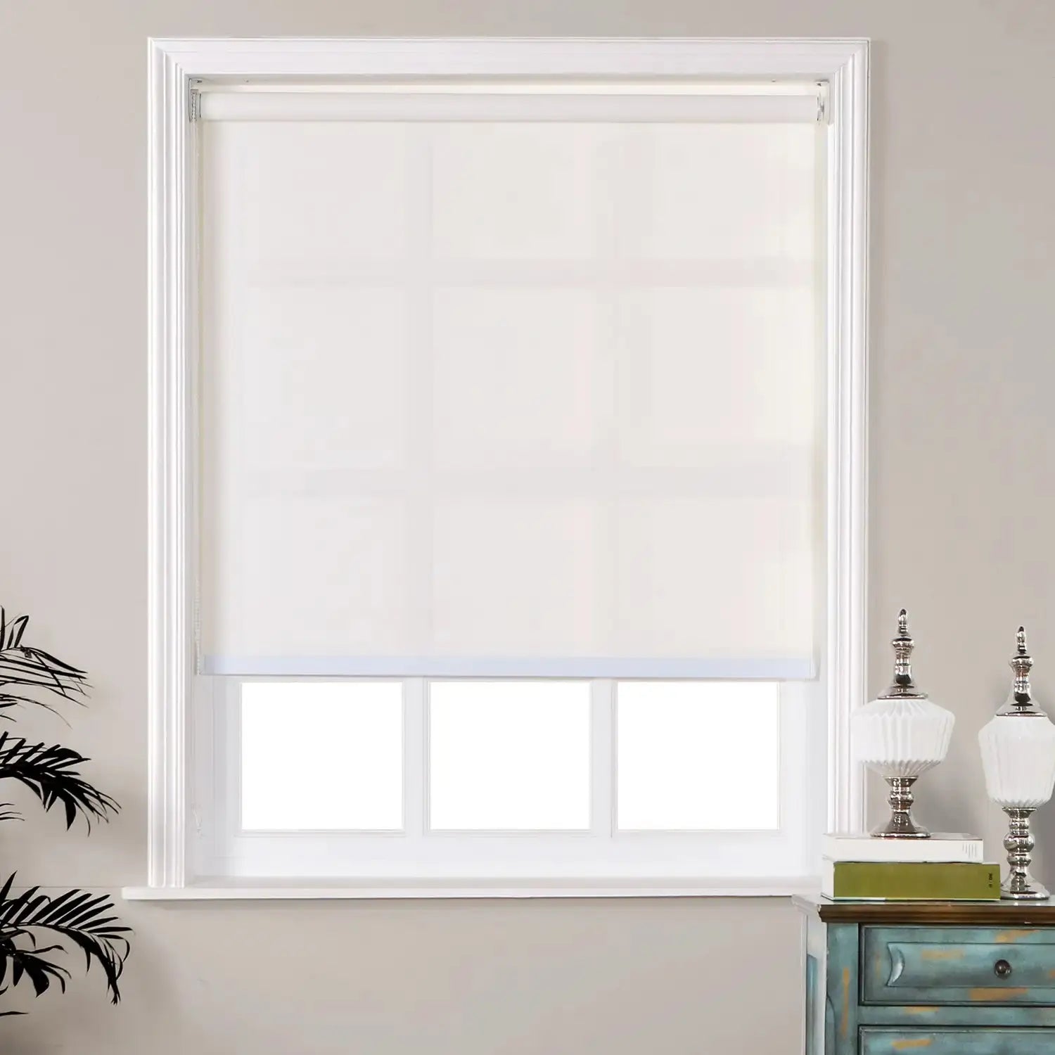 Tiny White 321.02341