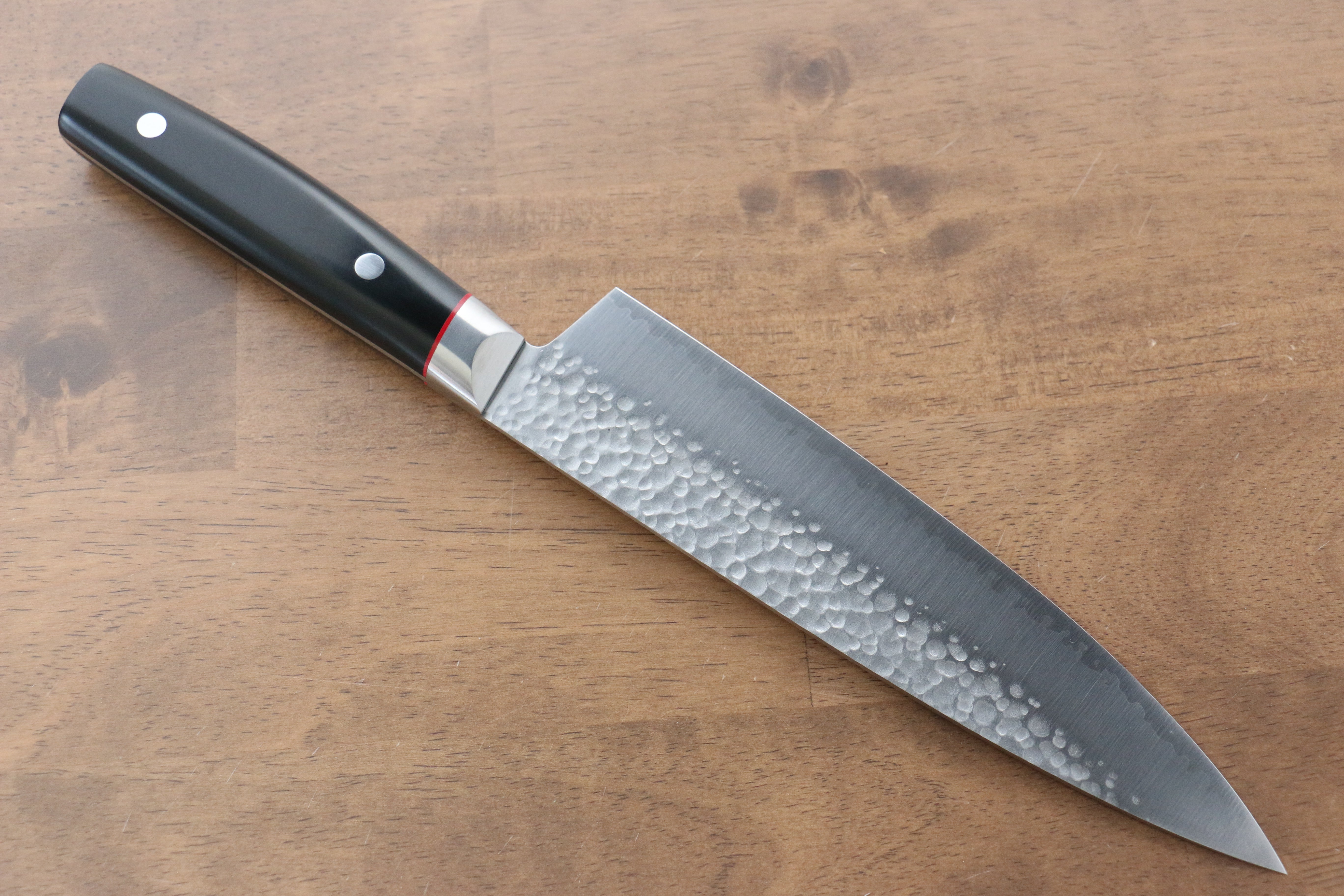Seisuke PRO J VG10 Hammered Gyuto Japanese Chef Knife 200mm (8 Inch) with Black Micarta Handle - Professional Kitchen Knife for Slicing, Dicing, and Chopping Vegetables, Meat, and Fish