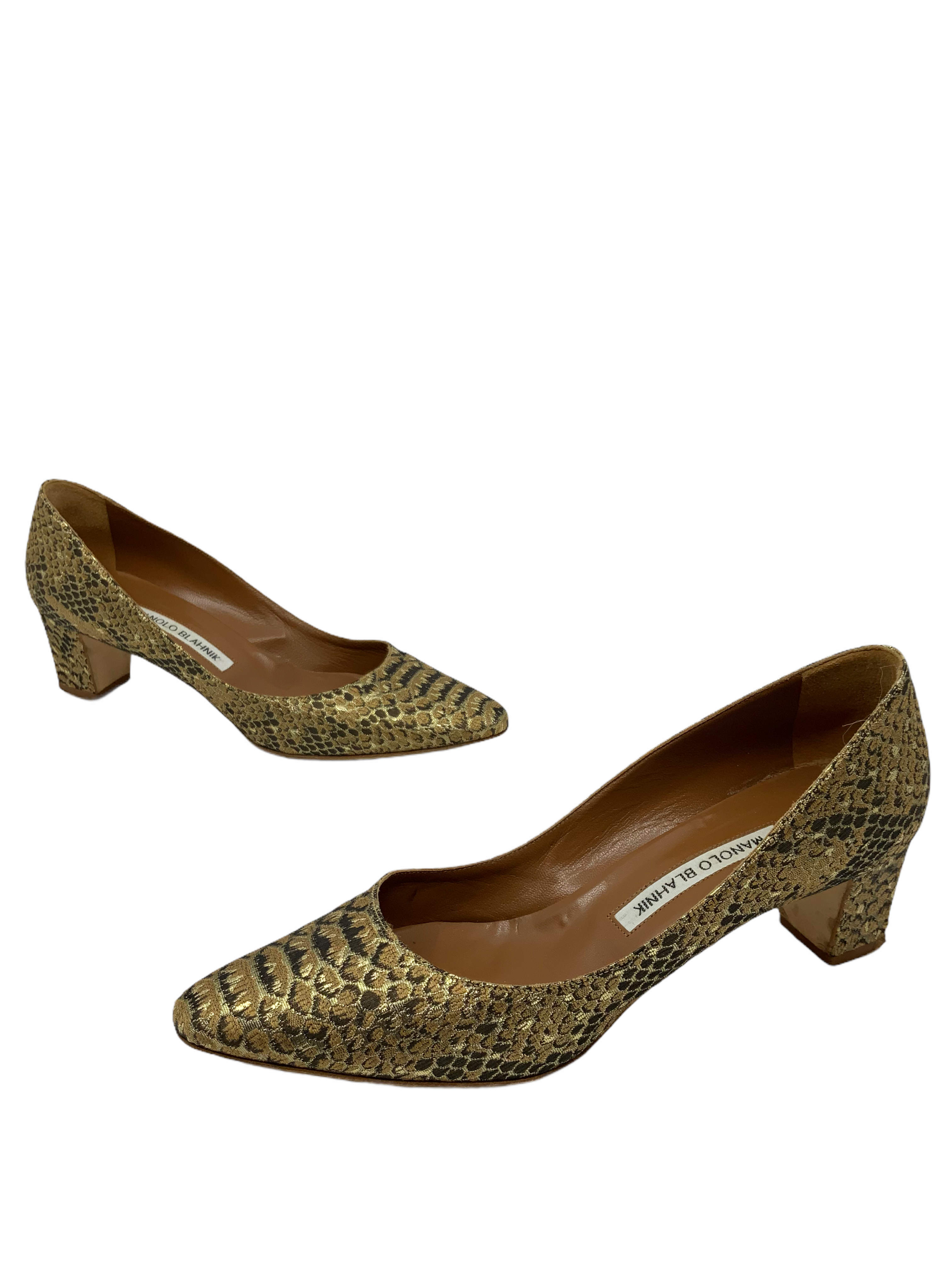 Manolo Blahnik Jacquard Pumps Women's Size 7.5 | Elegant Floral Embroidery Heels for Weddings, Parties & Special Occasions