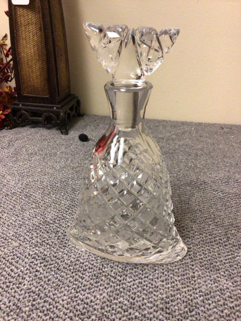 10-Piece Premium Cut Crystal Decanter Set with Glass Stoppers - Elegant Whiskey, Wine & Liquor Serving for Home Bar, Dining & Gift Giving