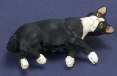 FactoryDirectCraft Miniature Pregnant Cat Socks for Dollhouse - Realistic Tiny Cat Accessories for Dollhouse Scenes & Miniature Displays
