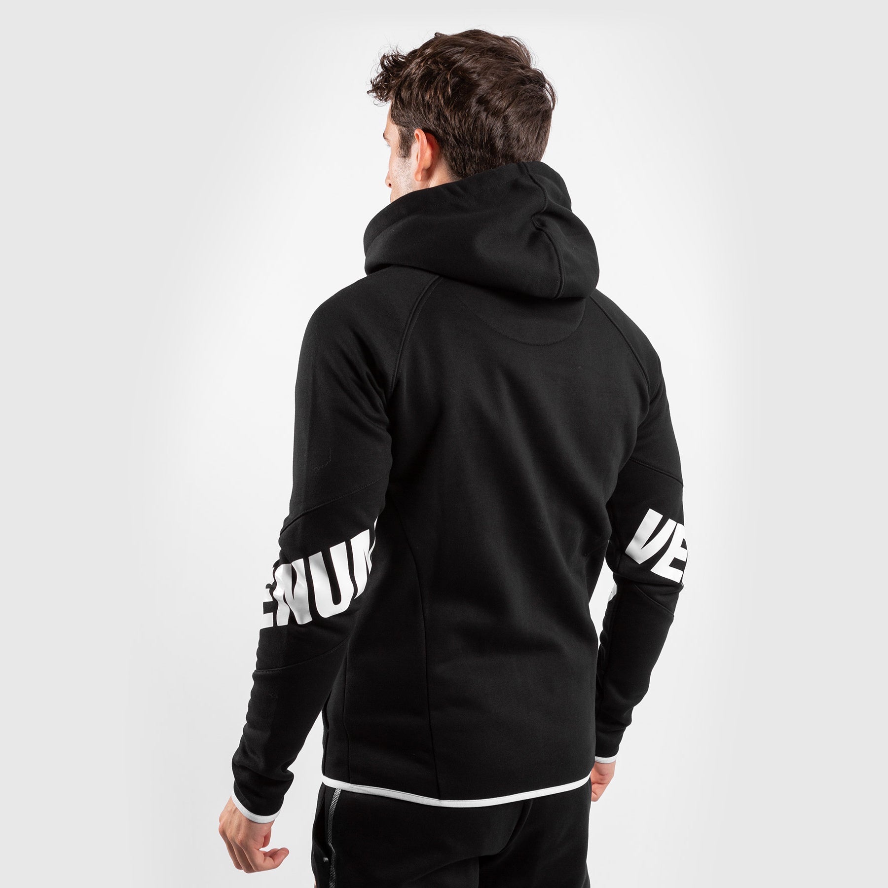 Venum Contender 3.0 Hoodie - Premium MMA Training Hooded Sweatshirt for Men & Women - Black - Perfect for Gym, Boxing & Streetwear Fashion