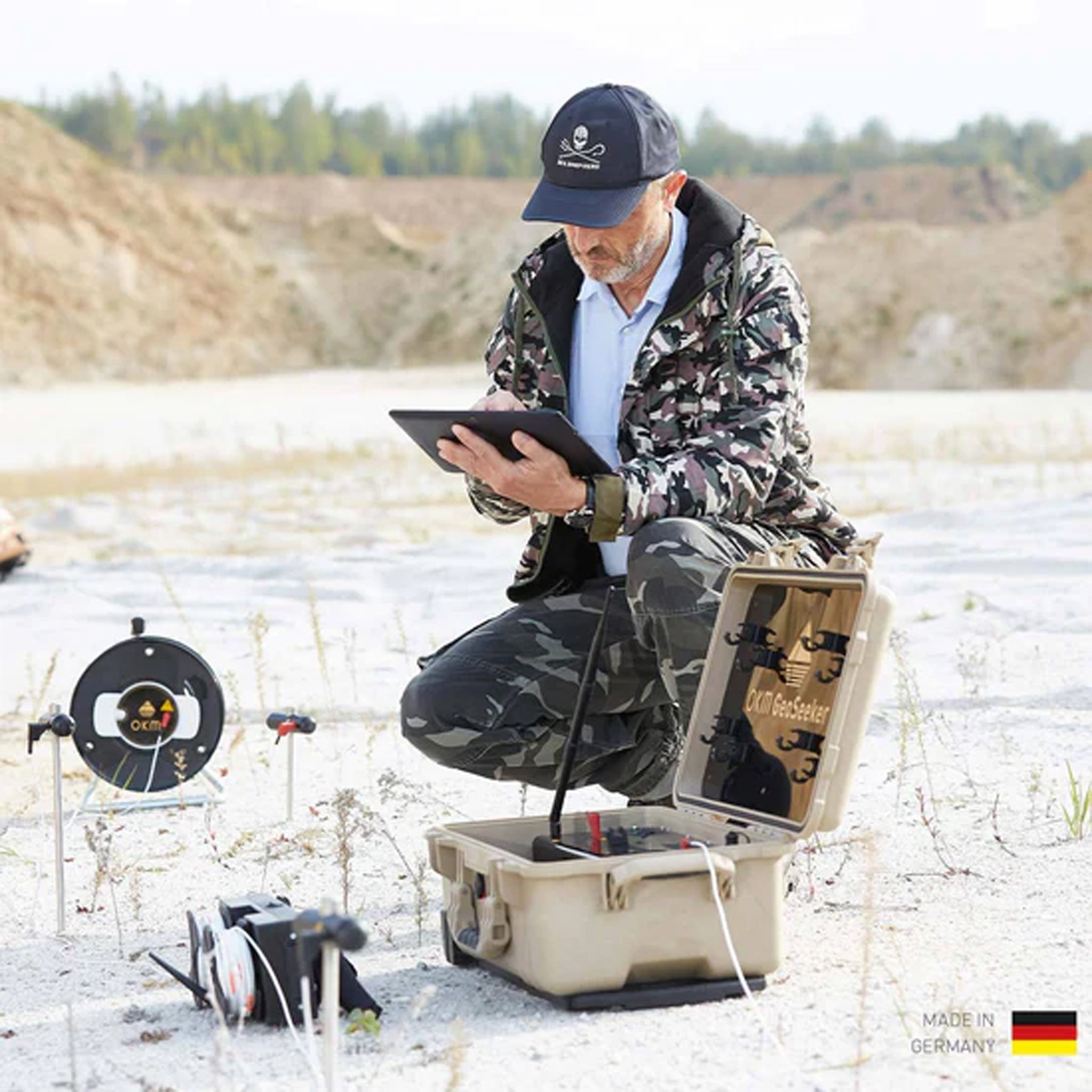 OKM GeoSeeker Water Detector - Professional Groundwater Detection System with 820ft Depth Range | Ideal for Well Drilling, Mining & Archaeological Exploration