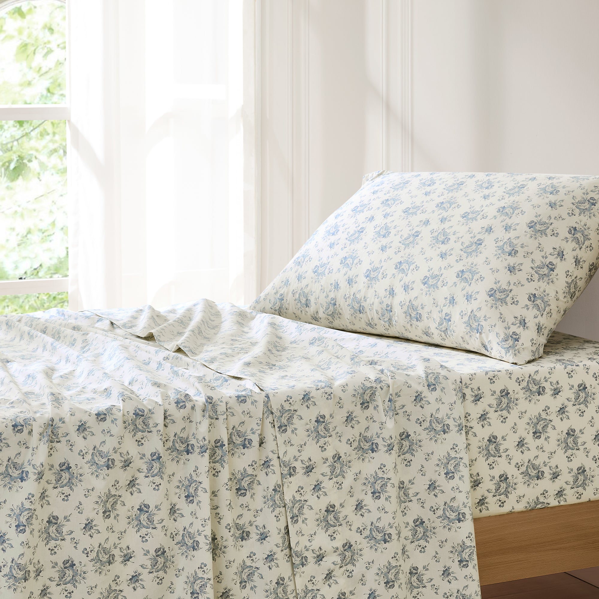 Premium 100% Cotton Rose Garden Bed Sheet Set - Queen Size, Soft & Breathable for All Seasons - Perfect for Home, Hotel, and Guest Room Decor