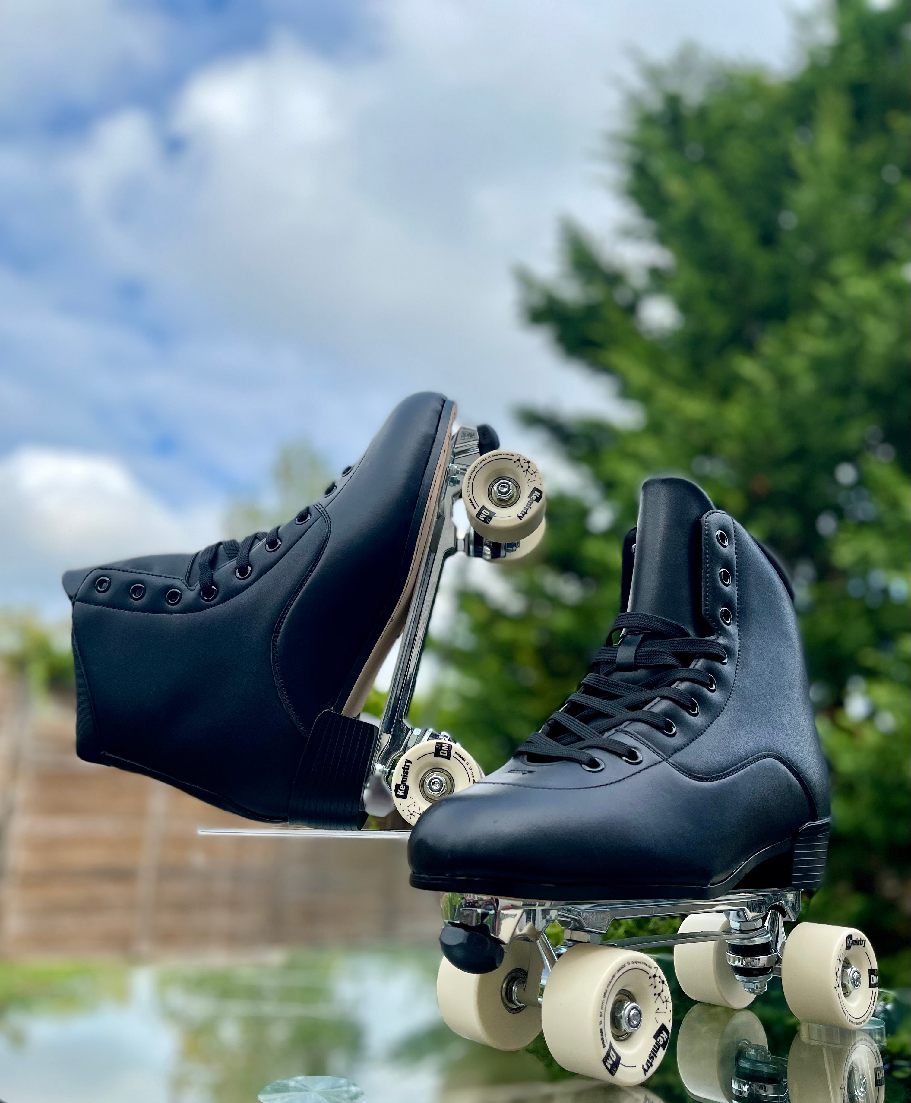 Roller Derby Savoy Rhythm Skates - Women's Adjustable Quad Roller Skates for Indoor & Outdoor Use - Perfect for Rink, Park, and Street Skating