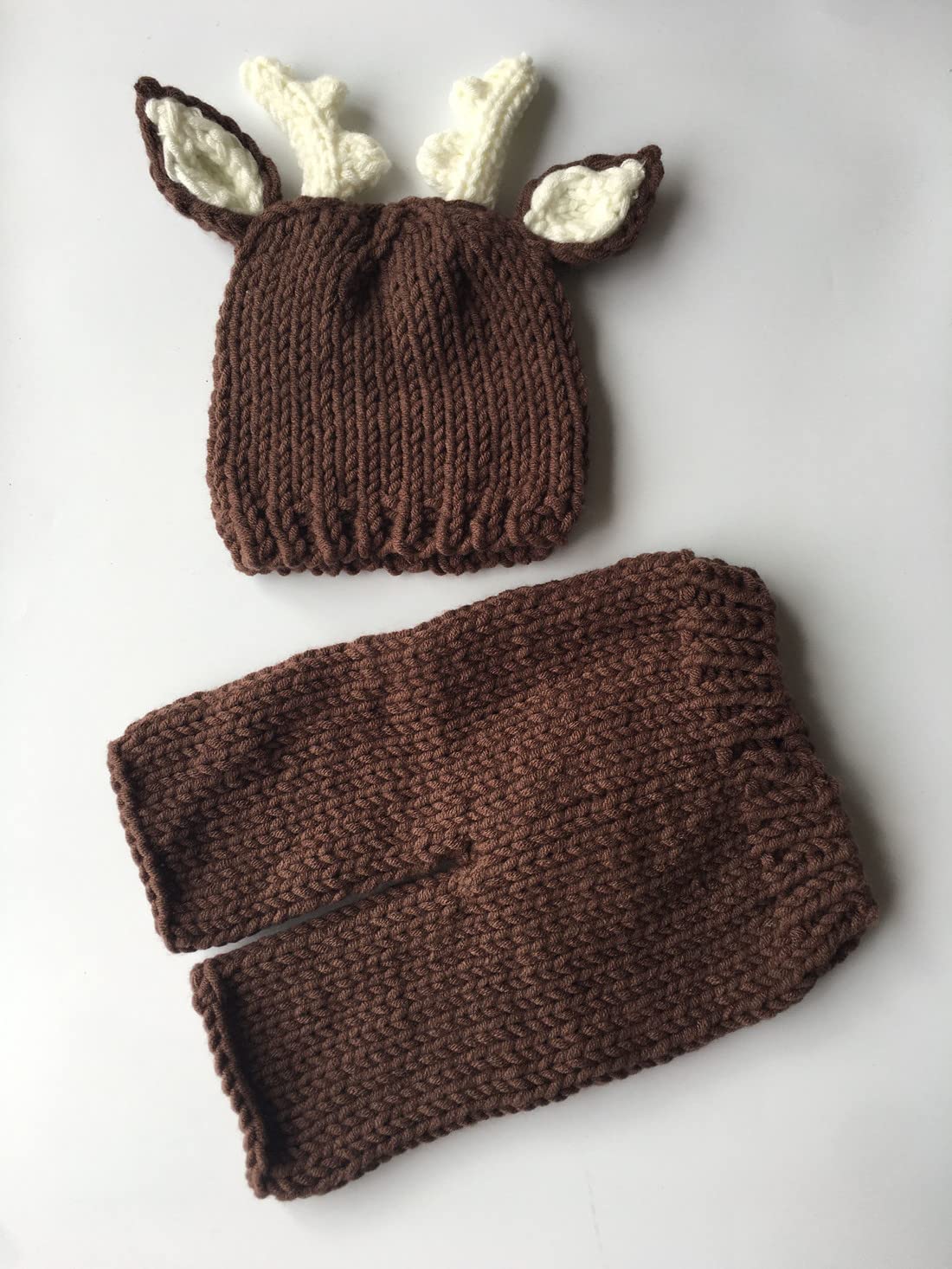 Pinbo® Newborn Baby Photography Props - Soft Crochet Knitted Deer Hat & Pants Set for Newborns - Perfect for Baby Shower, Photo Shoot, and First Birthday Outfits