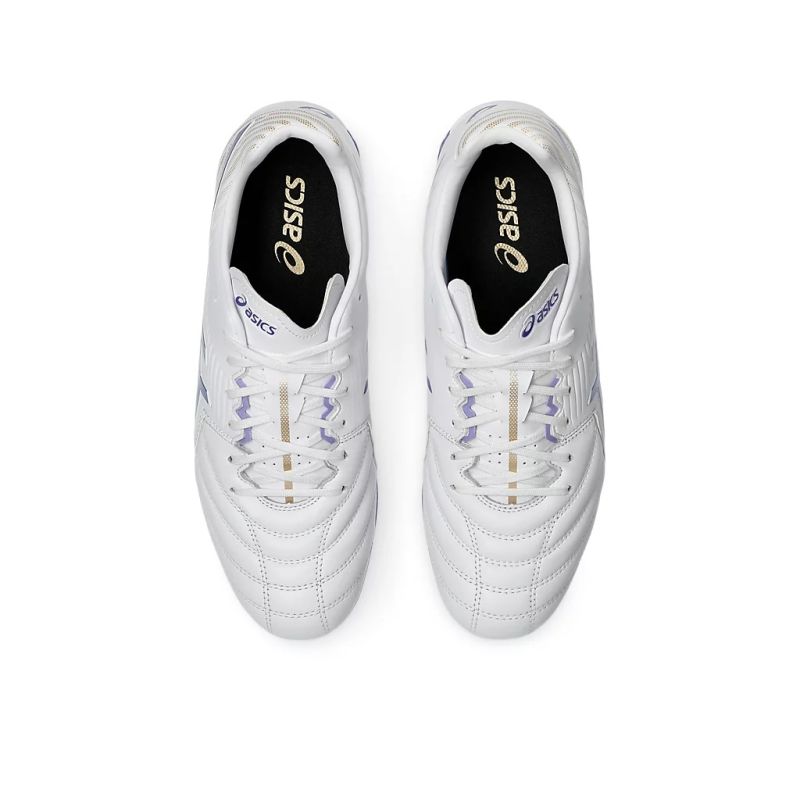 ASICS Lethal Flash IT 3 Women's Soccer Cleats - Lightweight Football Shoes for Women with Enhanced Traction - Perfect for Turf Games, Training & Match Play