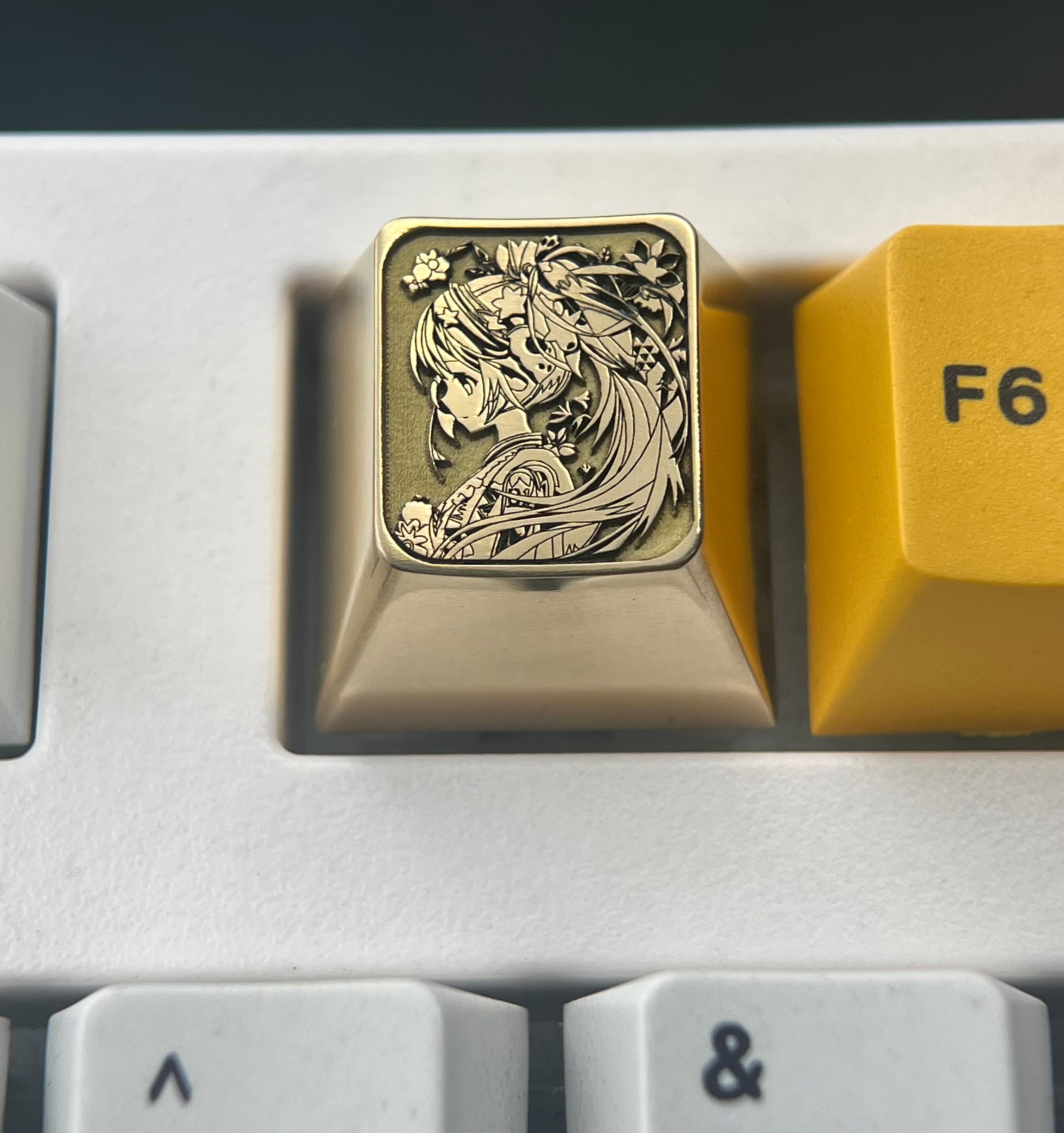 Hatsune Miku Brass Deep Engraved 1U Metal Keycap - Anime Game Music Character Mechanical Keyboard Key - Perfect for Custom Keyboards & Gaming Setups