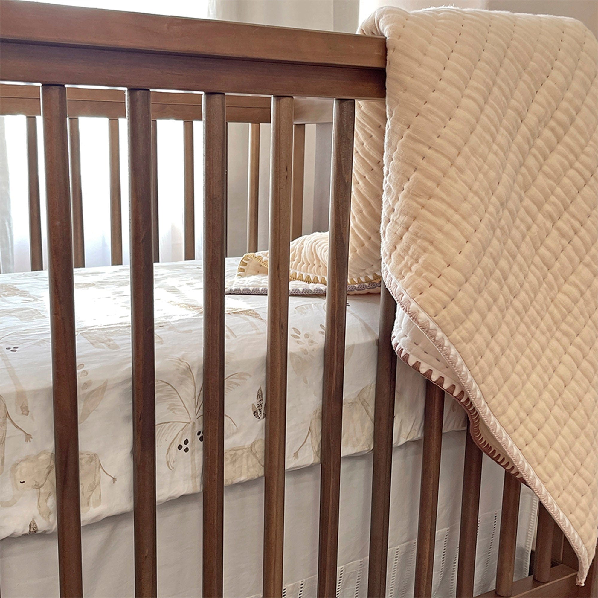 Soft Organic Cotton Fitted Crib Sheet for Baby Crib - Breathable & Hypoallergenic Nursery Bedding - Perfect for Newborns, Infants & Toddlers - Ideal for Daycare, Nursery or Home Use
