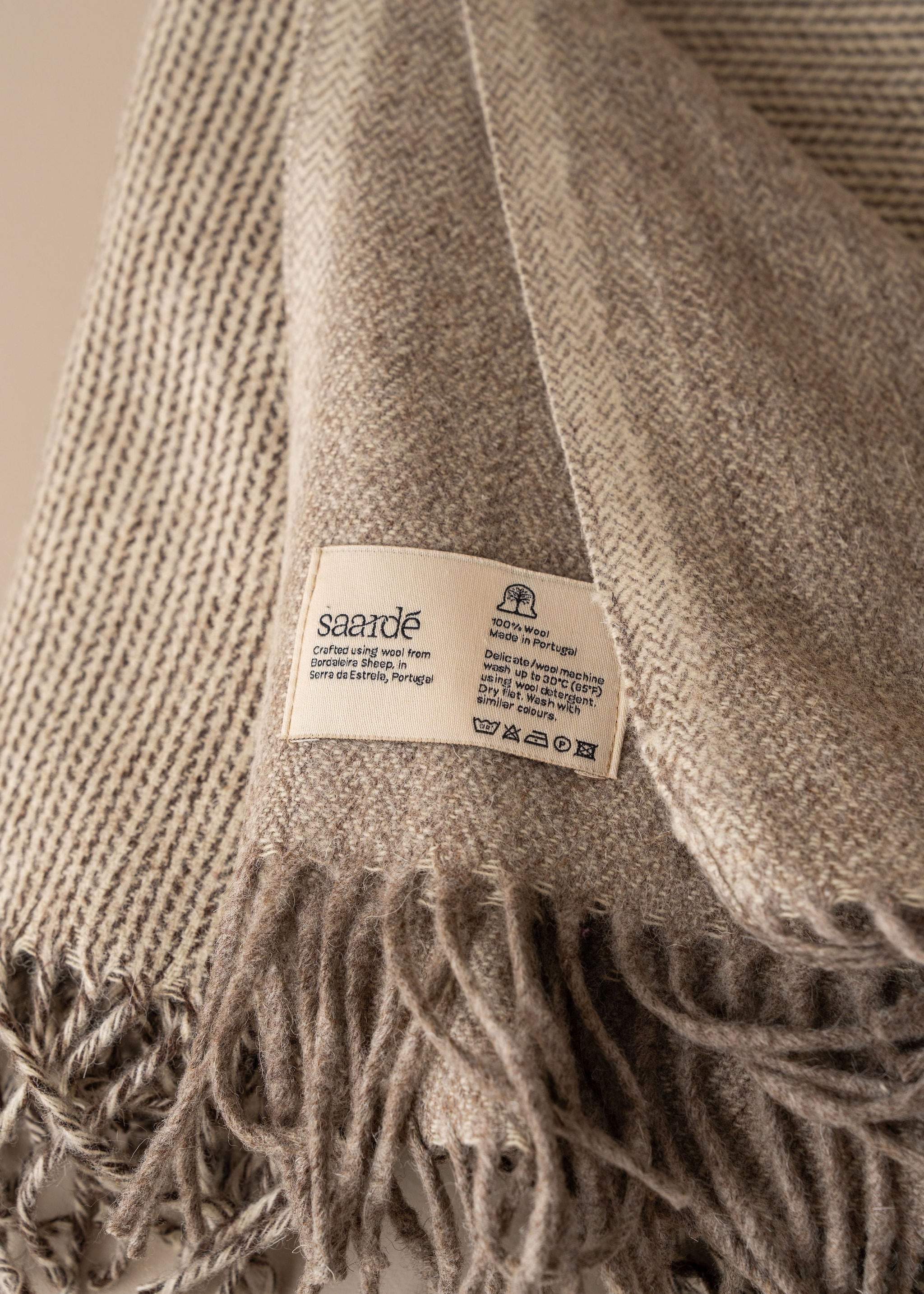 Luxury Zêzere Wool Throw Blanket - Soft & Warm Truffle Brown - Perfect for Sofa, Bed, or Cozy Winter Nights