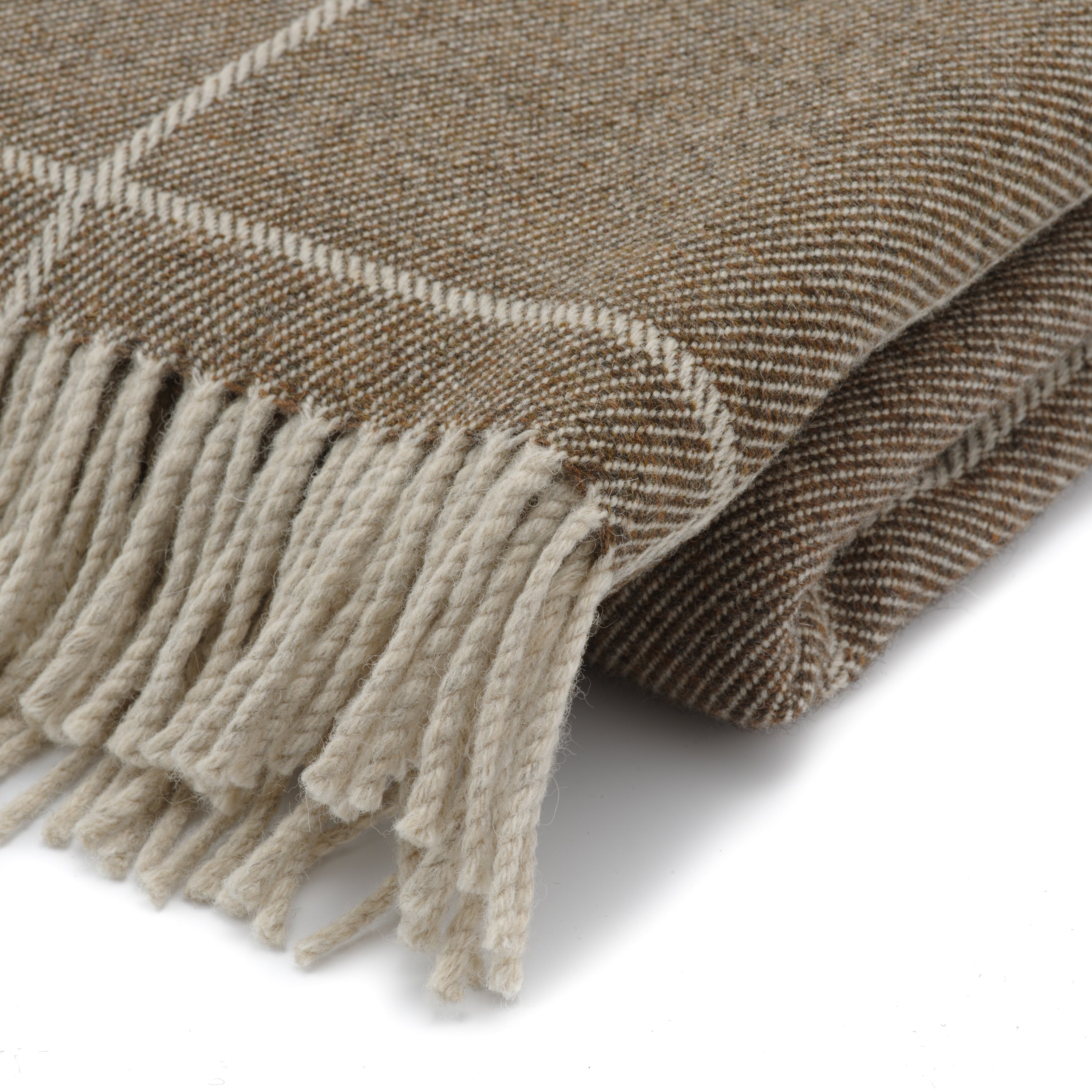 Premium Inchyra Scottish Wool Throw Blanket - Soft & Warm 100% Pure Wool - Cozy Home Decor for Sofa, Bed & Winter Use - Conker Brown Color