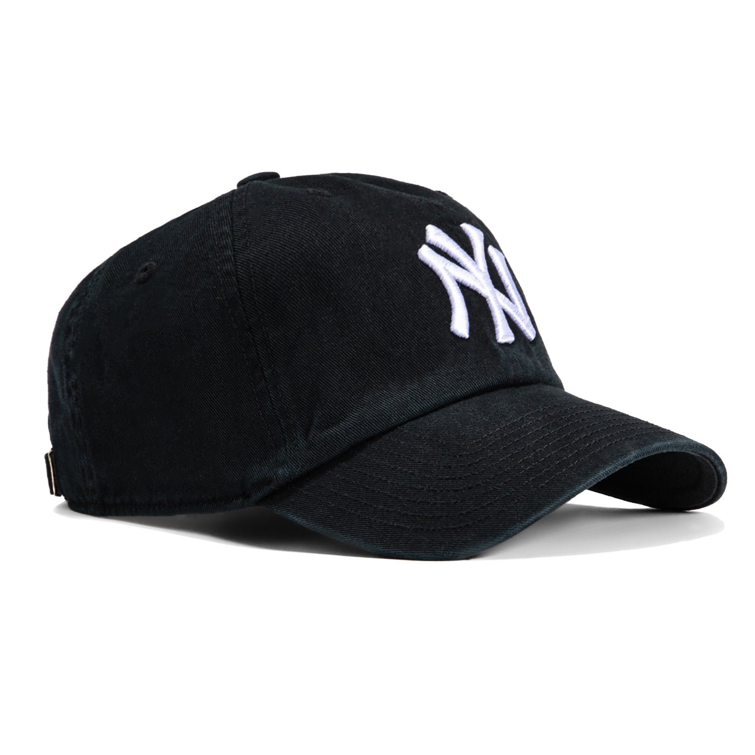 New York Yankees Adjustable Baseball Cap - 47 Brand Cleanup Hat in Black & White for Sports, Casual Wear & Fan Gear