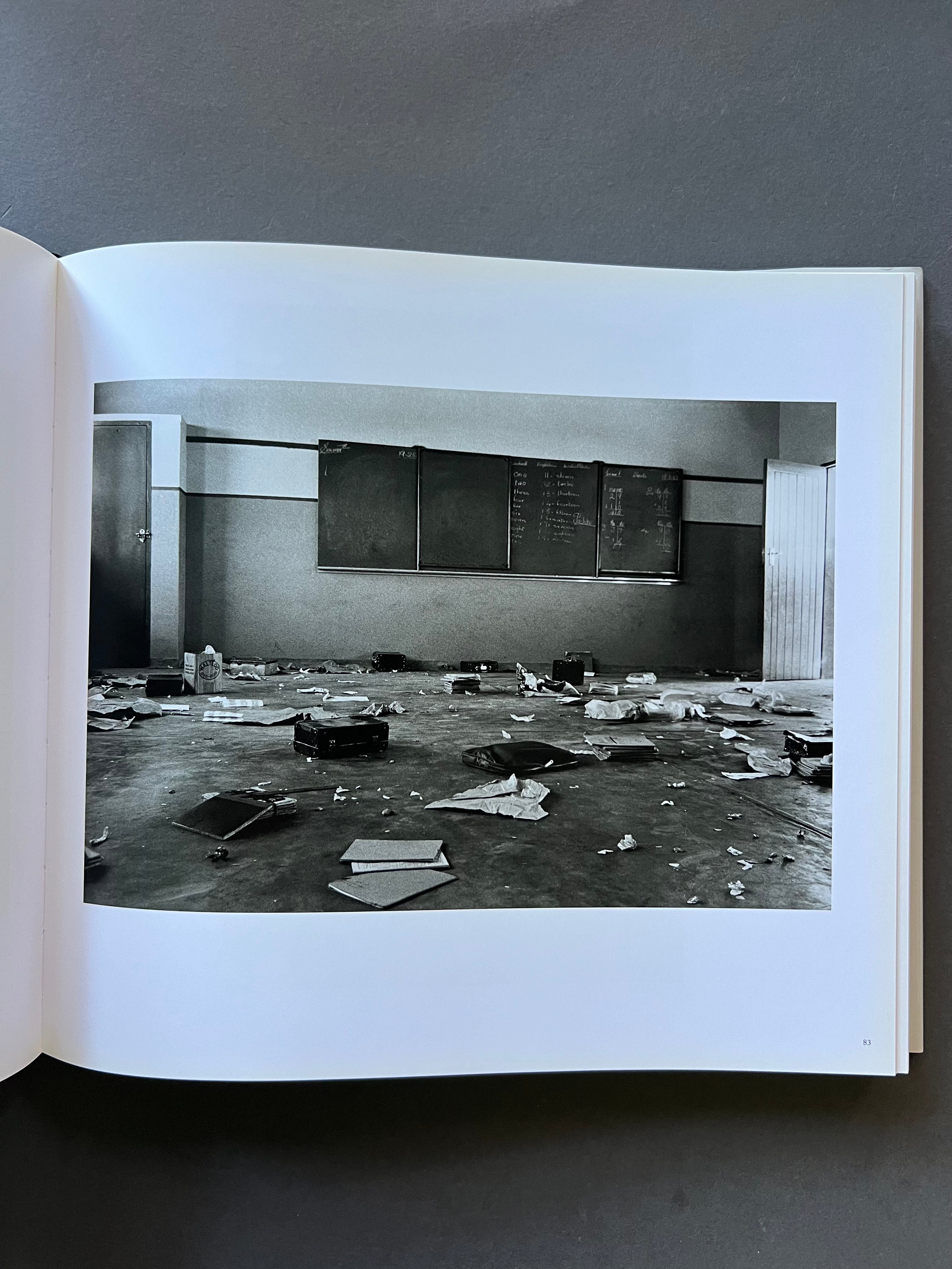 Ernest Cole Photography Book - Iconic South African Photographer Works | Black & White Photo Collection | Perfect for Art Lovers, History Enthusiasts & Photography Students