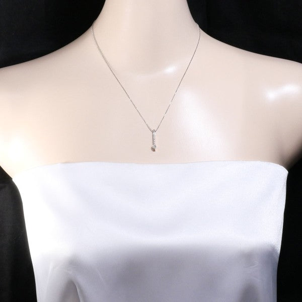18K White Gold Diamond Necklace for Women - Elegant Pendant Jewelry for Weddings, Anniversaries & Special Occasions