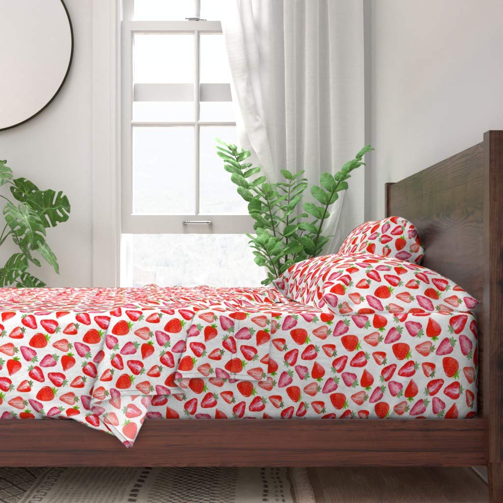 Strawberry Watercolor Print 100% Cotton King Size 4-Piece Bed Sheet Set - Soft Breathable Red & Pink Strawberry Fruit Design for Kids Room, Summer Decor, Whimsical Bedding, Custom Printed Sheets