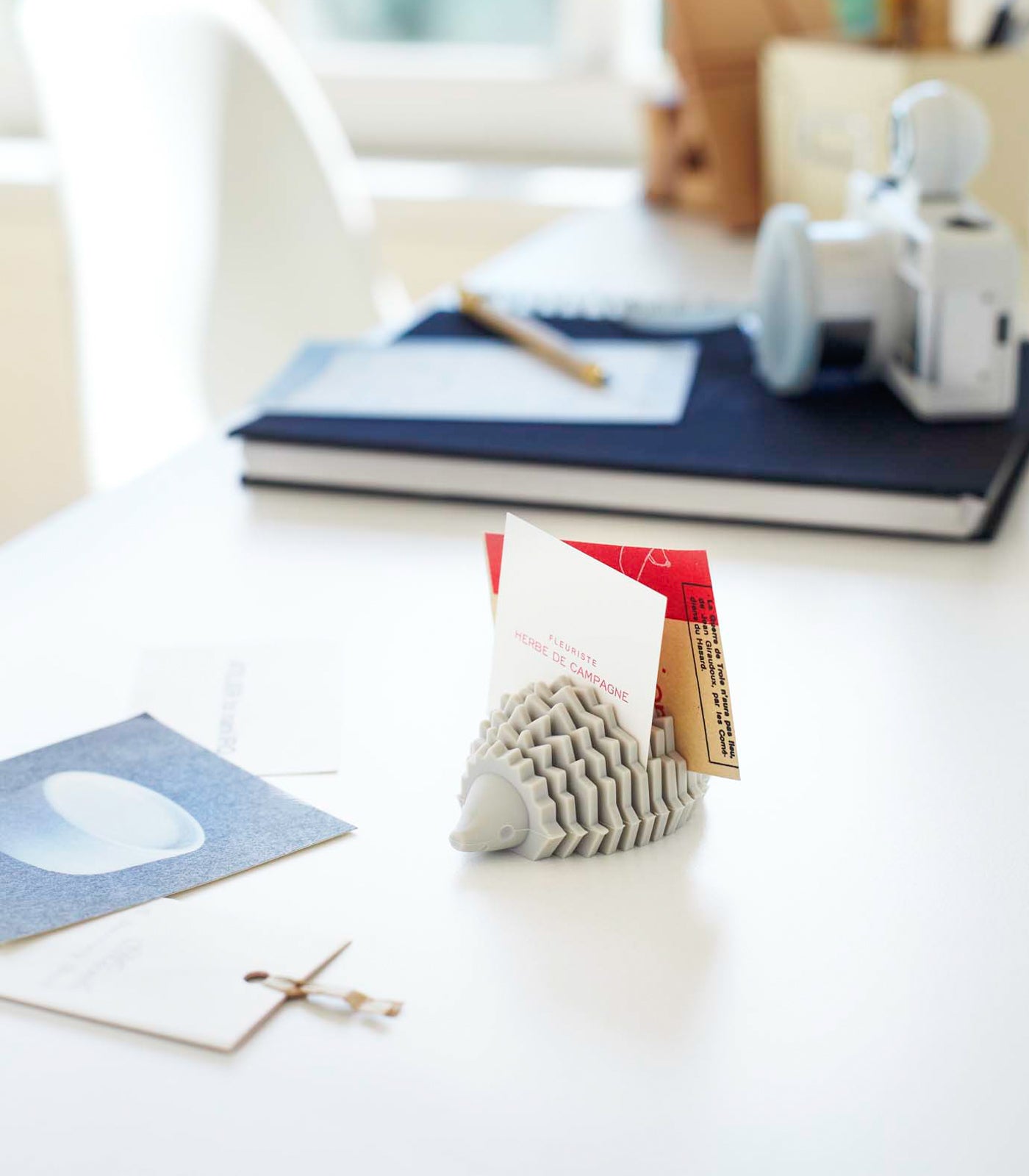 Premium Silicone Business Card Holder - Durable & Stylish Card Case for Professionals - Perfect for Networking Events, Office Use & Daily Organization