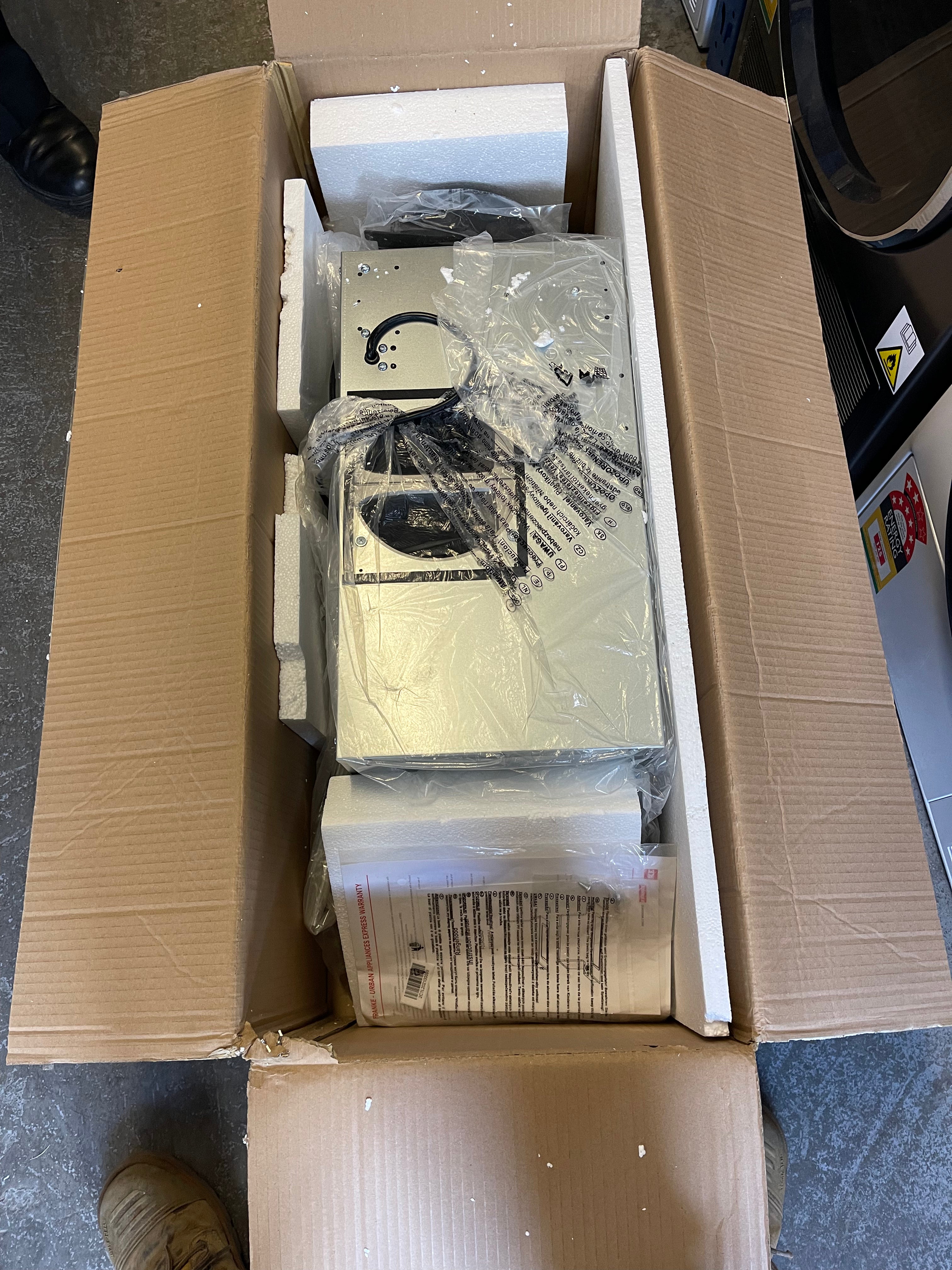 New Franke 900mm Urban Undermount Rangehood - Factory Second with Box Damage | Premium Kitchen Ventilation for Modern Homes