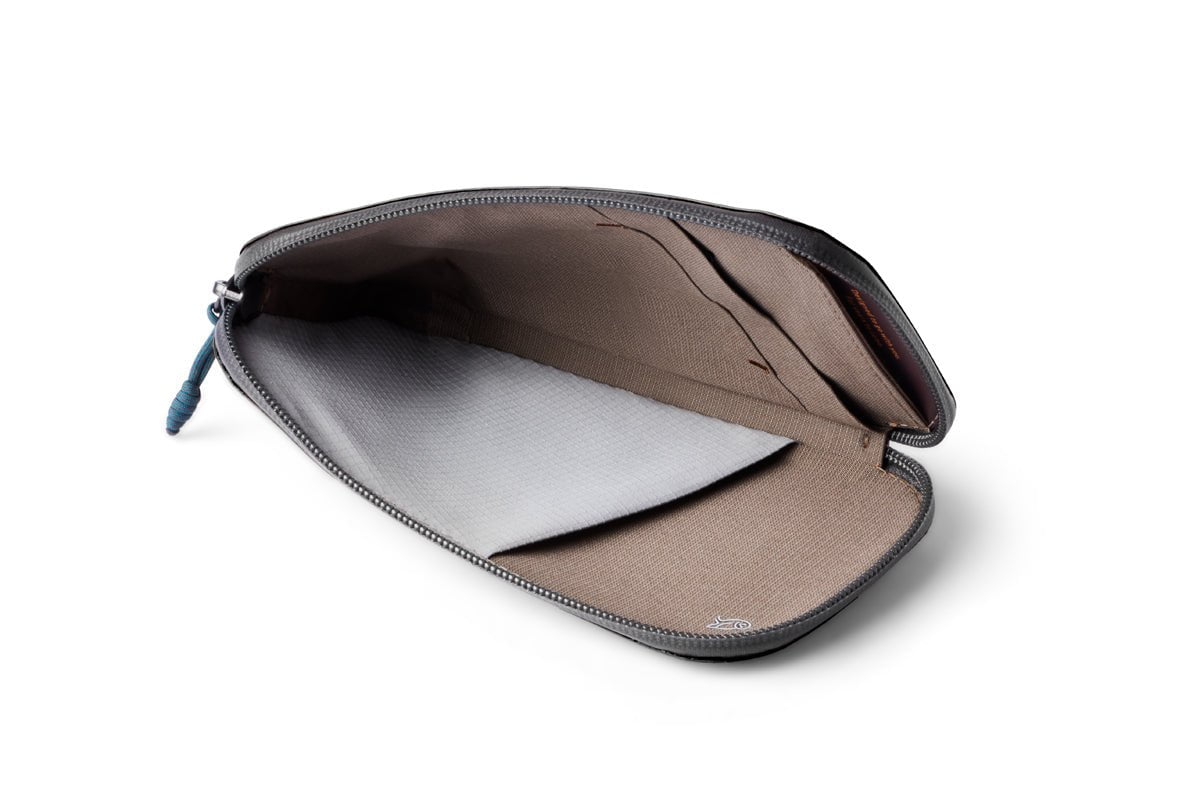 Bellroy Venture Phone Pocket Plus - Premium Slim Wallet with RFID Protection for iPhone & Android Phones - Perfect for Travel, Work & Everyday Carry