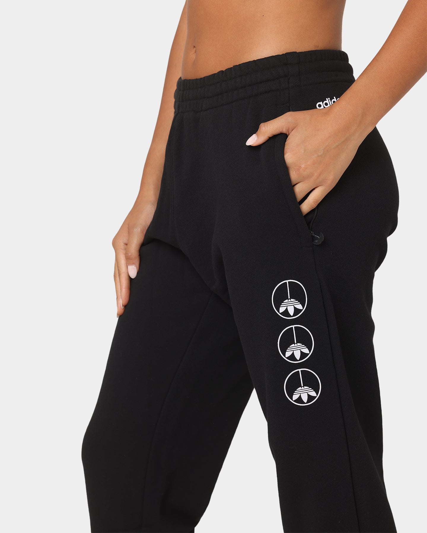 Adidas Graphics United Sweatpants for Men - Black Athletic Joggers with Comfortable Fit - Perfect for Gym, Running, and Casual Wear