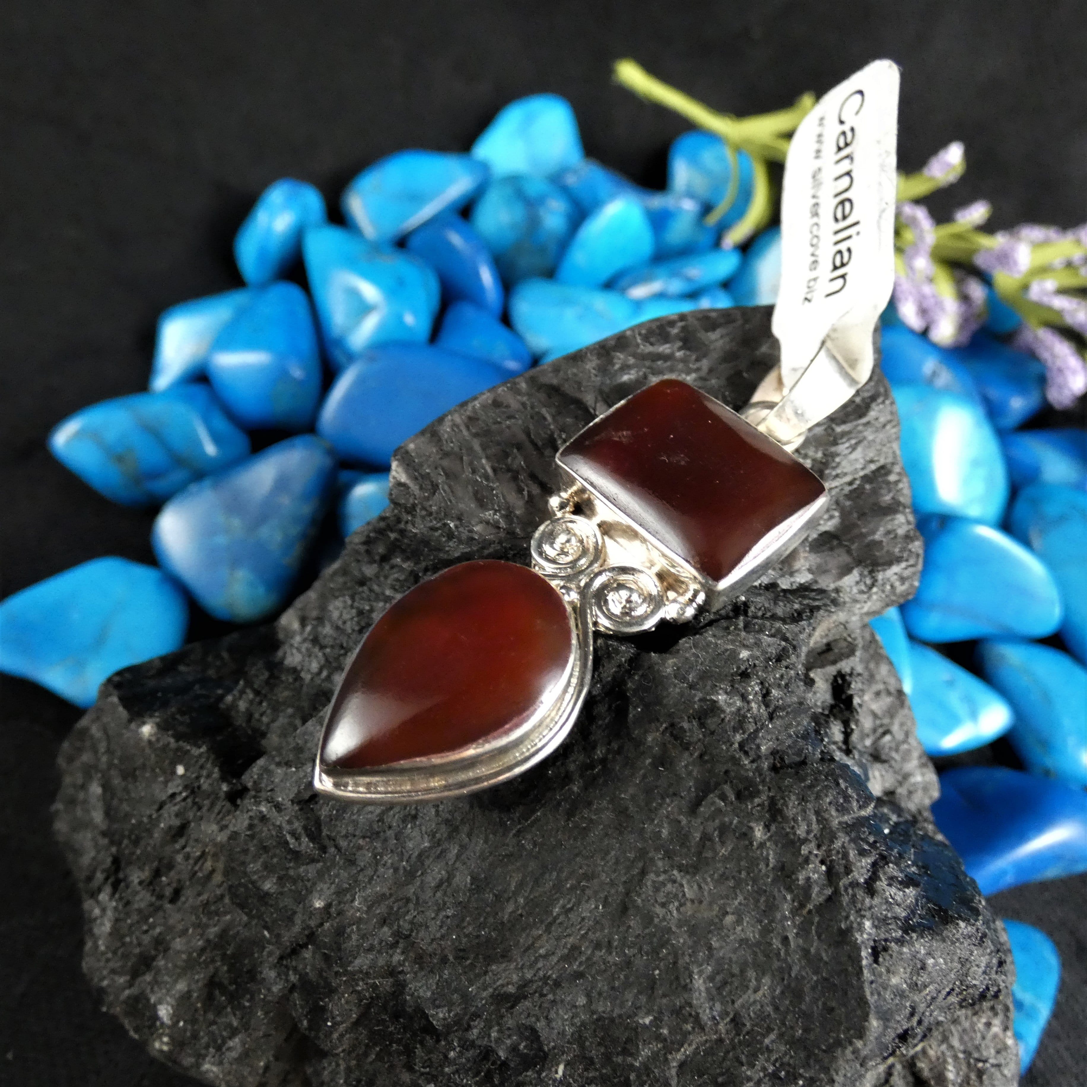 Natural Carnelian Gemstone Sterling Silver Pendant Necklace for Women - Elegant Healing Crystal Jewelry for Spiritual Protection & Positive Energy (Perfect for Meditation, Yoga & Everyday Wear)