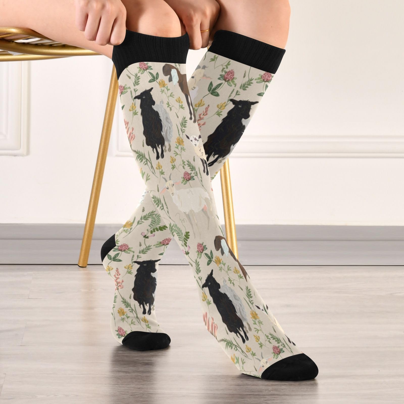 Pigsaly Halloween Ghost Boo Women's Compression Socks - Knee High Athletic Tube Socks for Running, Sports & Workout - Perfect for Halloween Costumes & Gym Activities