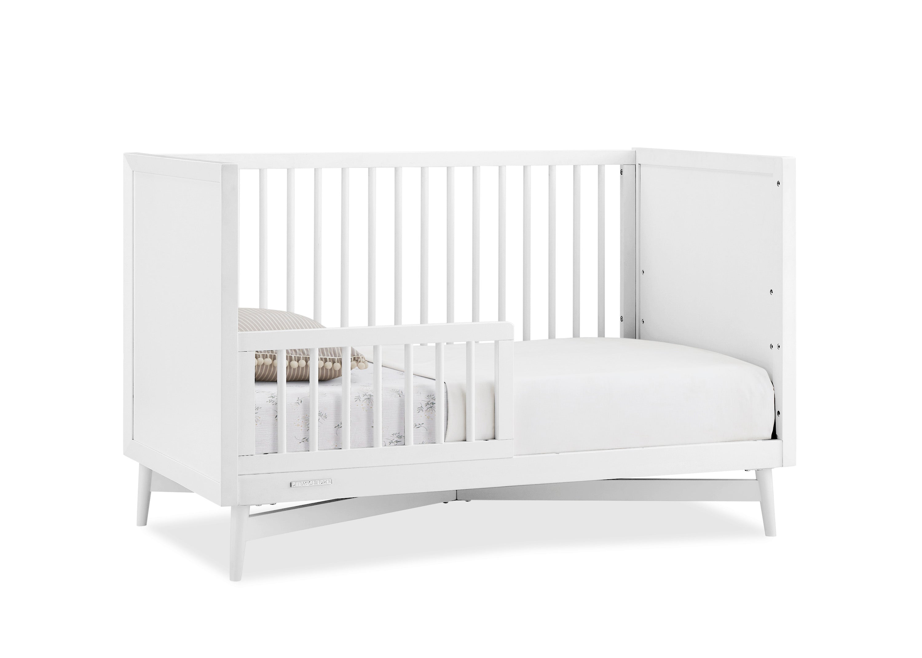 Dylan 4-in-1 Convertible Baby Crib - Toddler Bed, Daybed & Full-Size Bed | Safe Nursery Furniture for Newborns & Kids | Perfect for Modern Nursery, Daycare & Guest Room