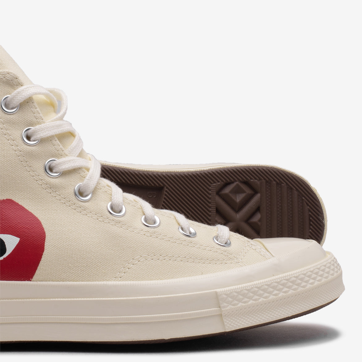 CDG PLAY x Converse Chuck Taylor All Star '70 Hi Top Sneakers in White - Stylish Unisex High-Top Shoes for Casual Wear, Street Fashion & Everyday Outfits