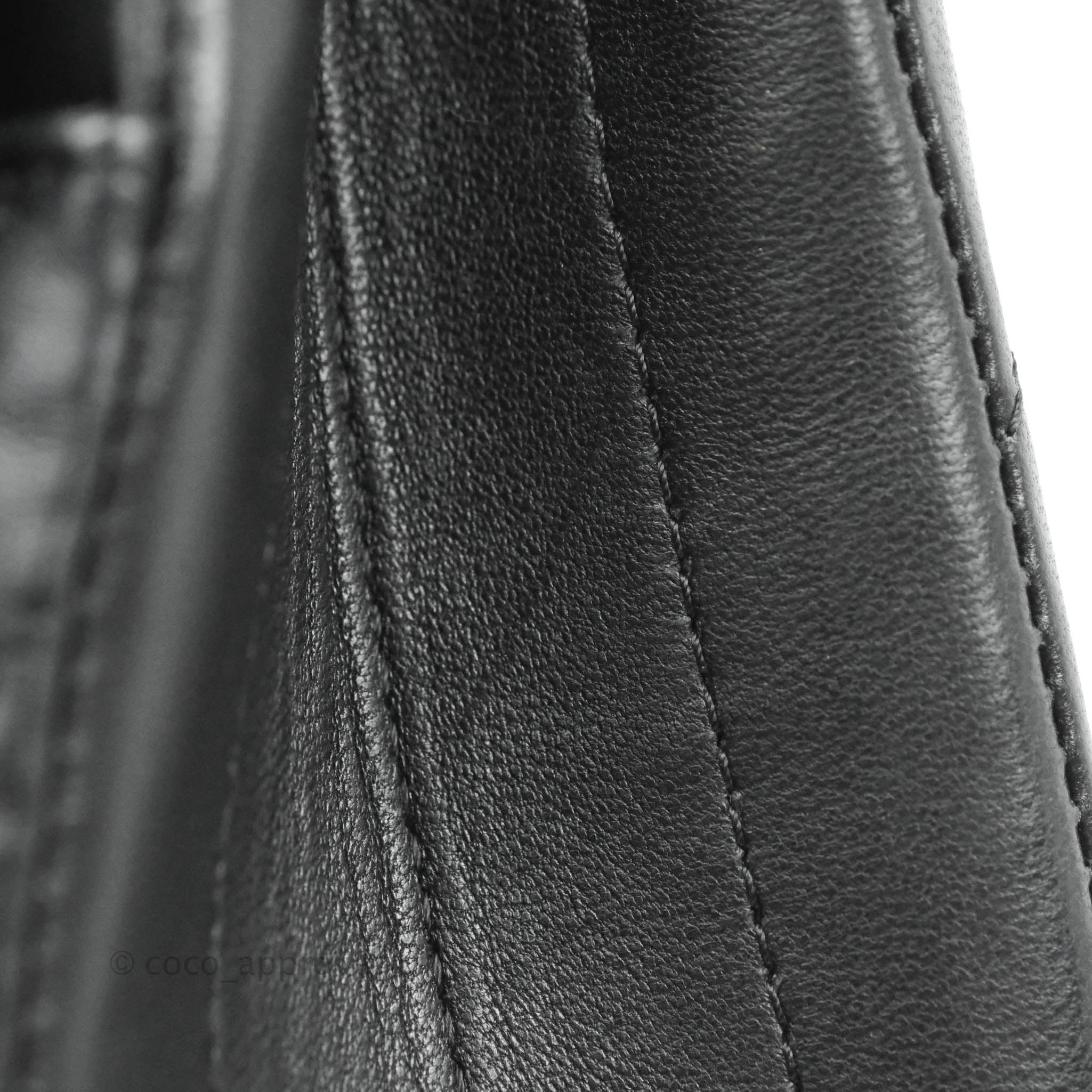 Chanel Classic Chevron M/L Medium Double Flap So Black Lambskin Bag - Luxury Designer Handbag for Women, Perfect for Evening Events & Special Occasions