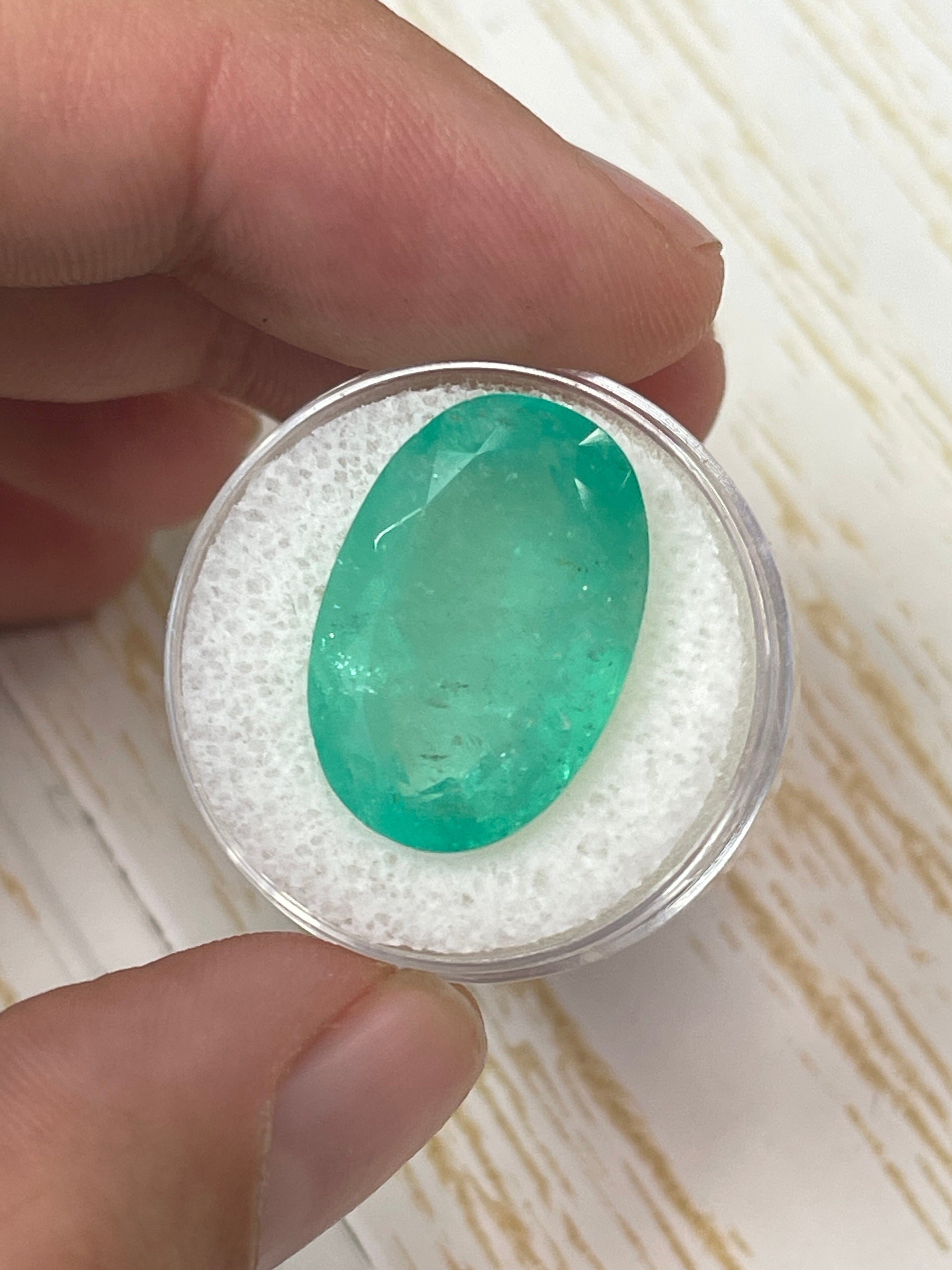 15.65 Carat Natural Colombian Emerald - Earthy Green Oval Cut Loose Gemstone for Jewelry Making, Engagement Rings & Luxury Gifts