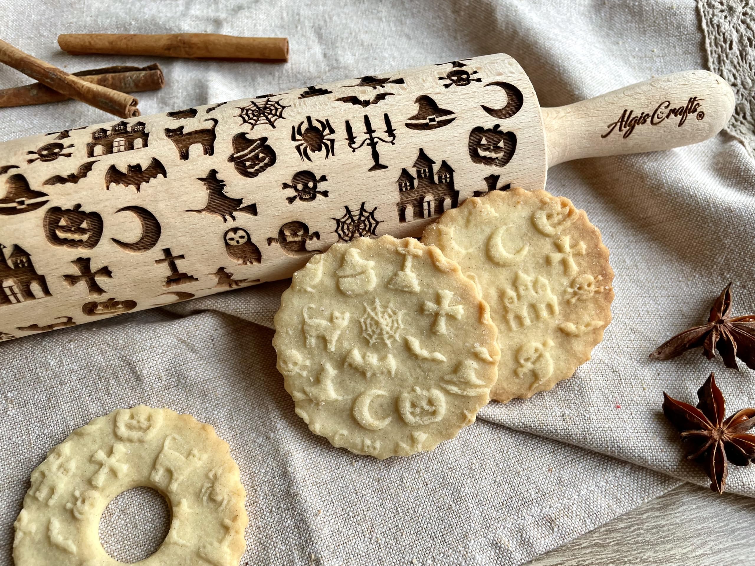 Halloween Embossing Rolling Pin - Laser Engraved Dough Roller with Moon, Owl, Spider, Ghost, Pumpkin & Witch Patterns | Perfect for Making Homemade Halloween Cookies, Pumpkin Pies & Spooky Treats | Ideal for Baking, Cookie Decorating & Halloween Party DIY Crafts